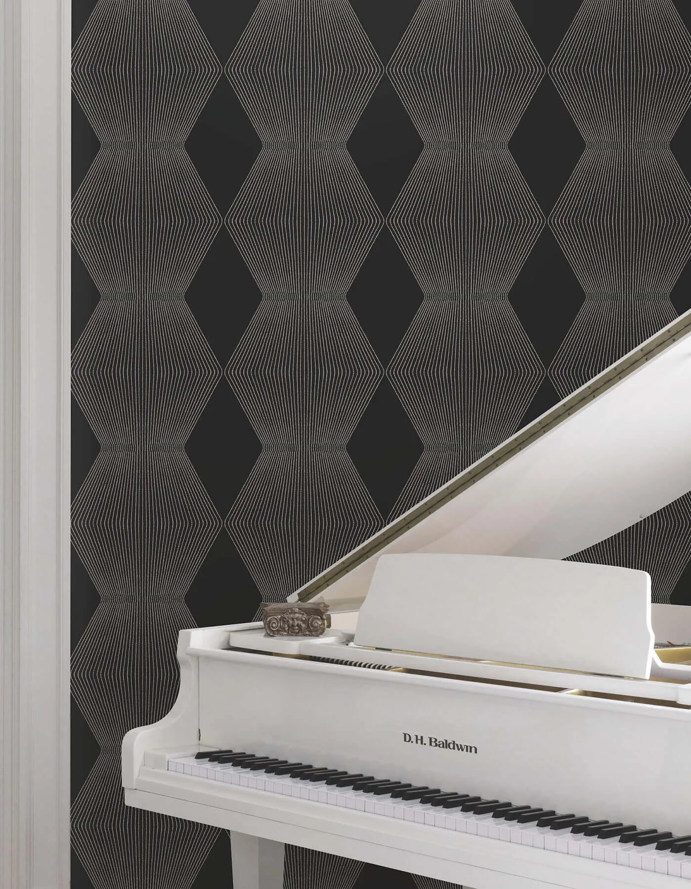 Ronald Redding Diamond Legacy - Black Wallpaper | Buy Online Ronald Redding Diamond Legacy wallpaper, color Black, SKU MX9631