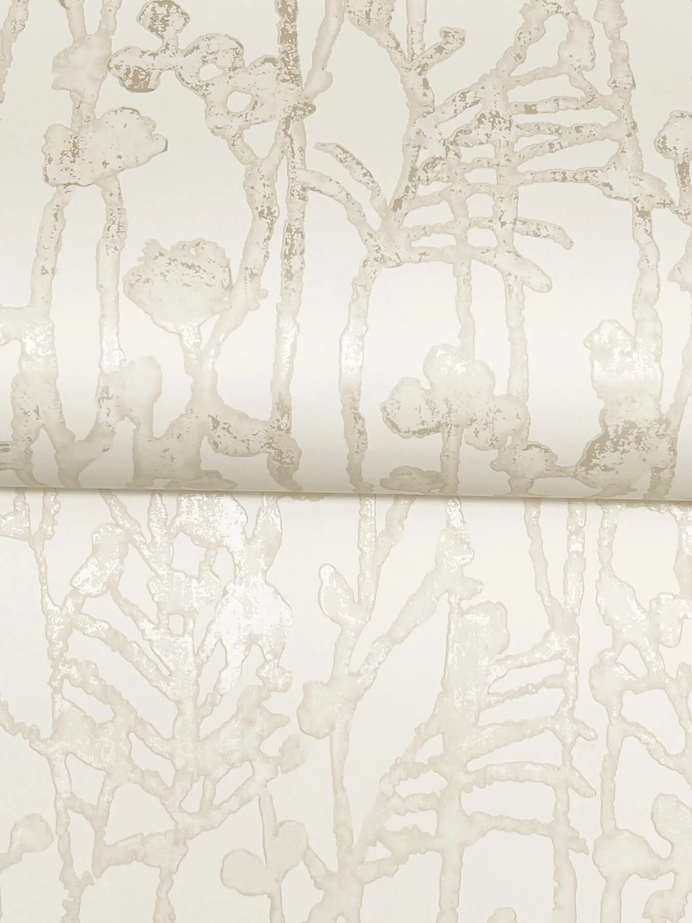 Ronald Redding Filigree - Beige Wallpaper | Buy Online Ronald Redding Filigree wallpaper, color Beige, SKU VR1559
