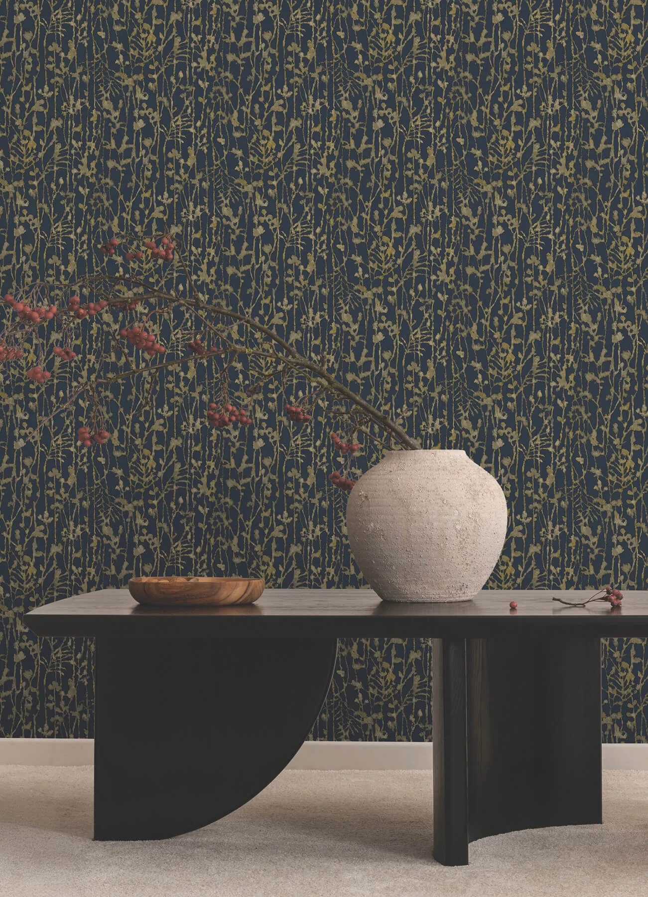 Ronald Redding Filigree wallpaper, color Navy, SKU VR1561