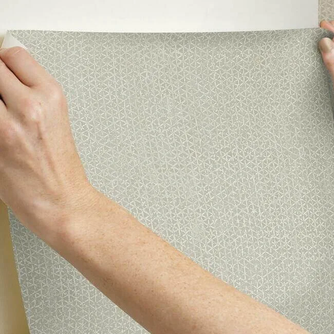 Ronald Redding Bantam Tile wallpaper, color Grey, SKU AF6533