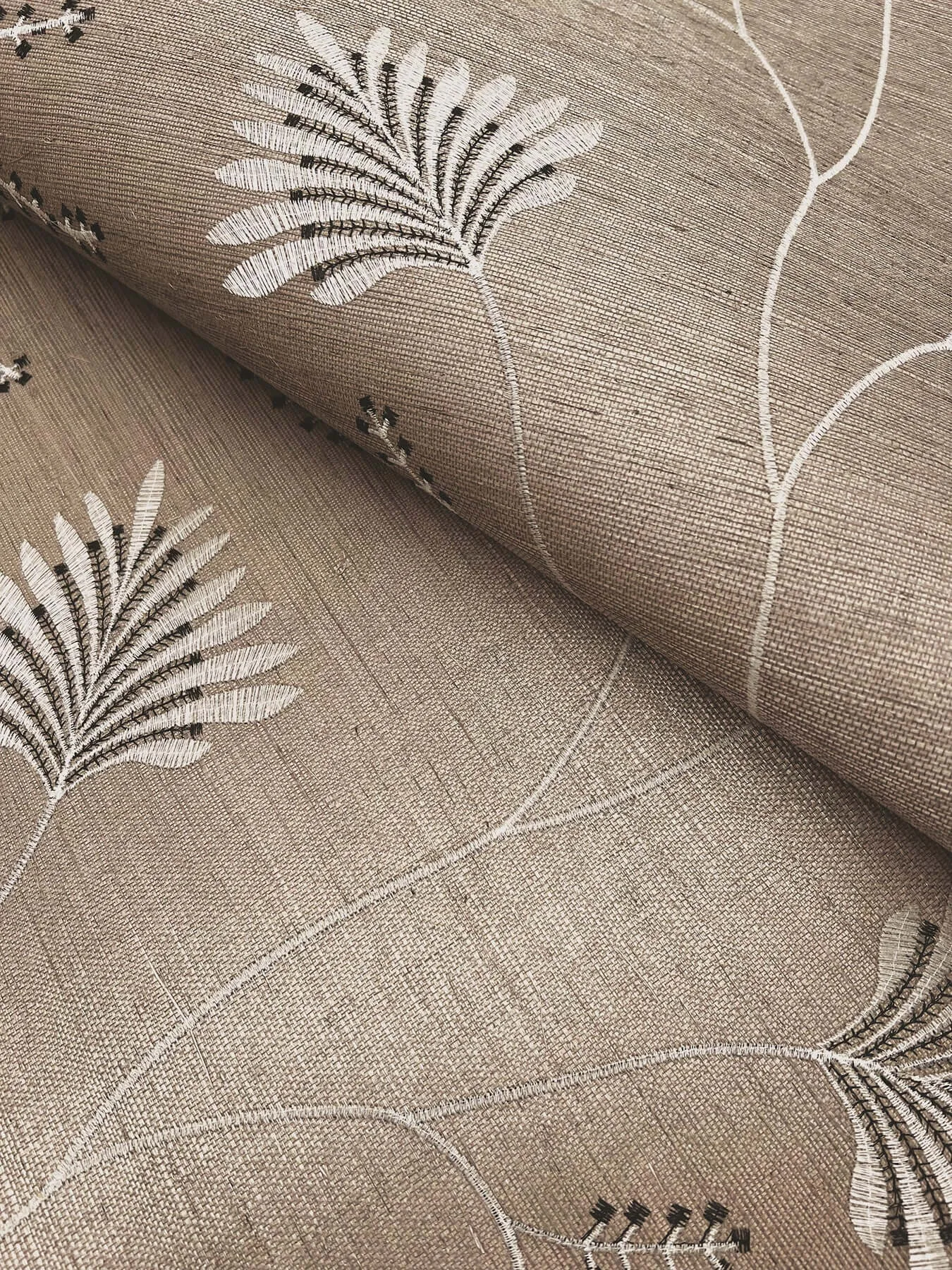 Ronald Redding Laelynn - Taupe Wallpaper | Buy Online Ronald Redding Laelynn wallpaper, color Taupe, SKU MX9607