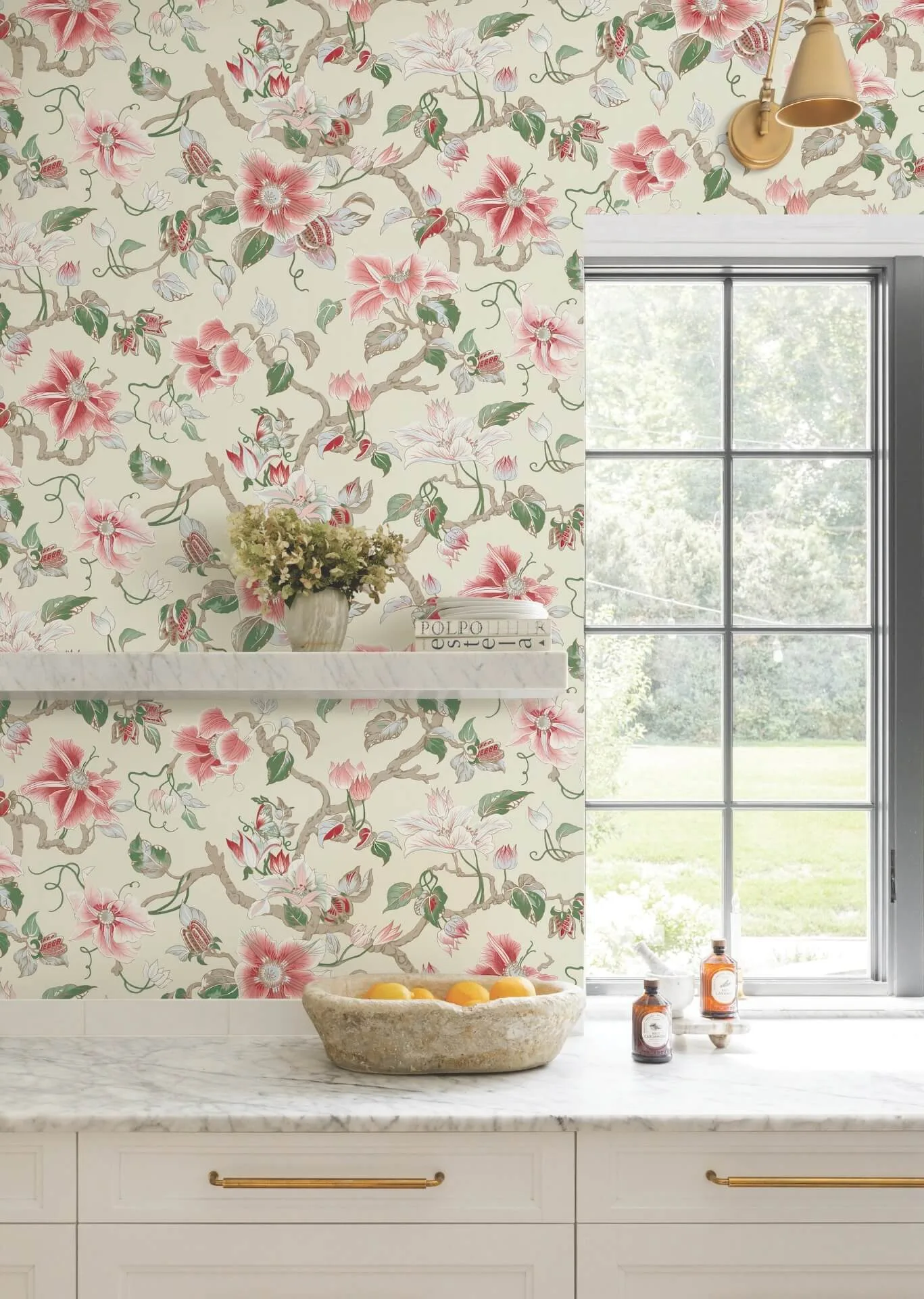 Ronald Redding Marguerite Vine wallpaper, color Cream, SKU GT4513