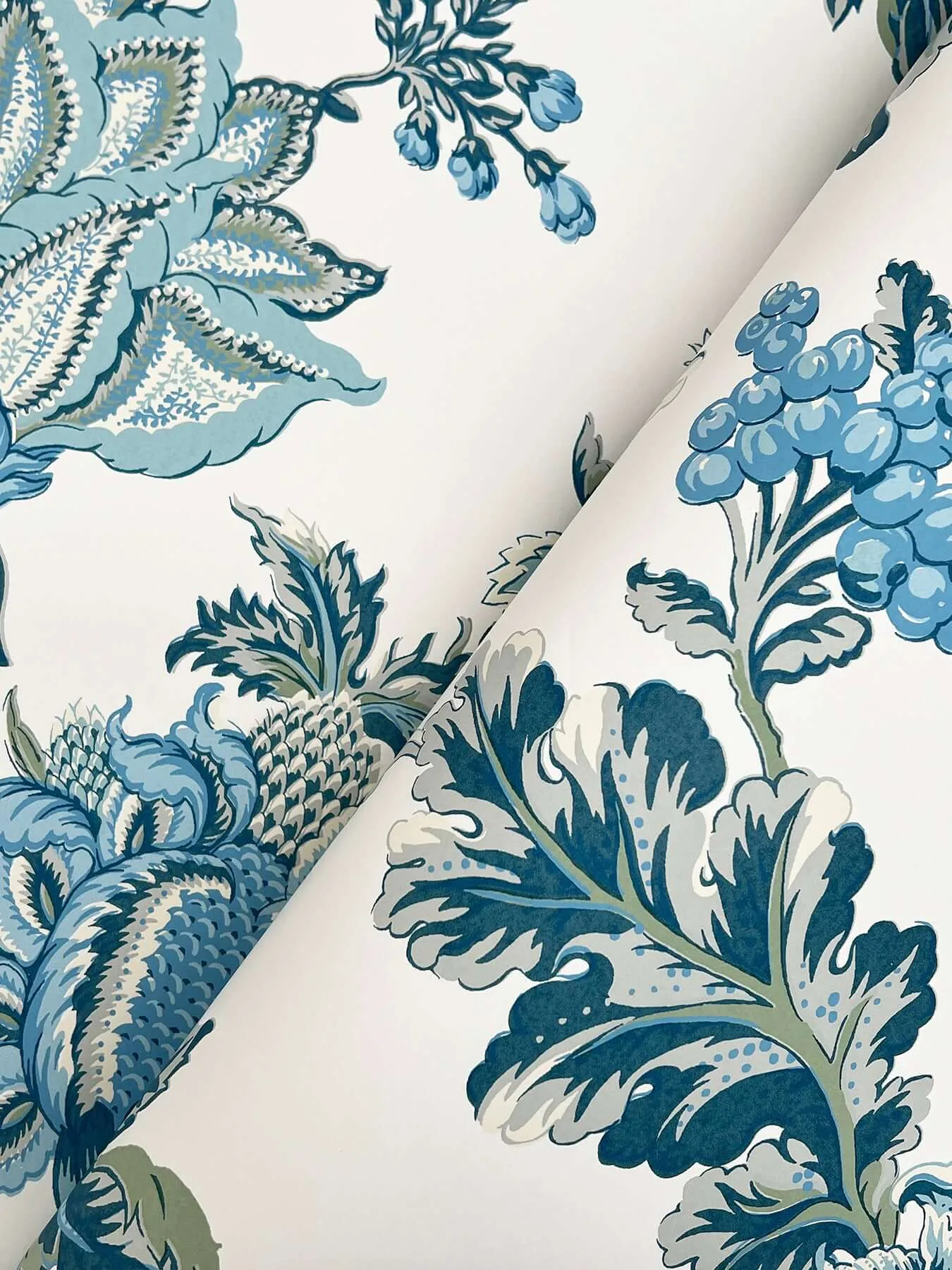Ronald Redding Monroe - Blue Wallpaper | Buy Online Ronald Redding Monroe wallpaper, color Blue, SKU MX9624W
