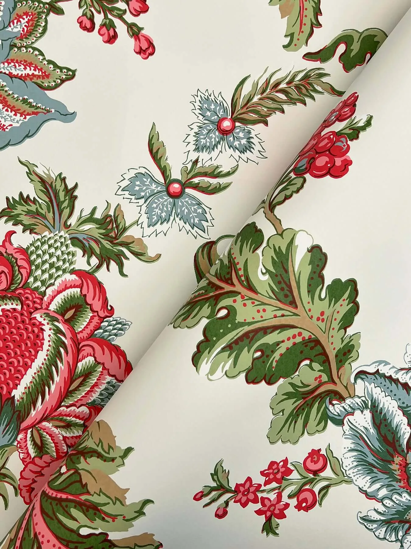 Ronald Redding Monroe - Rhubarb Wallpaper | Buy Online Ronald Redding Monroe wallpaper, color Rhubarb, SKU MX9625W