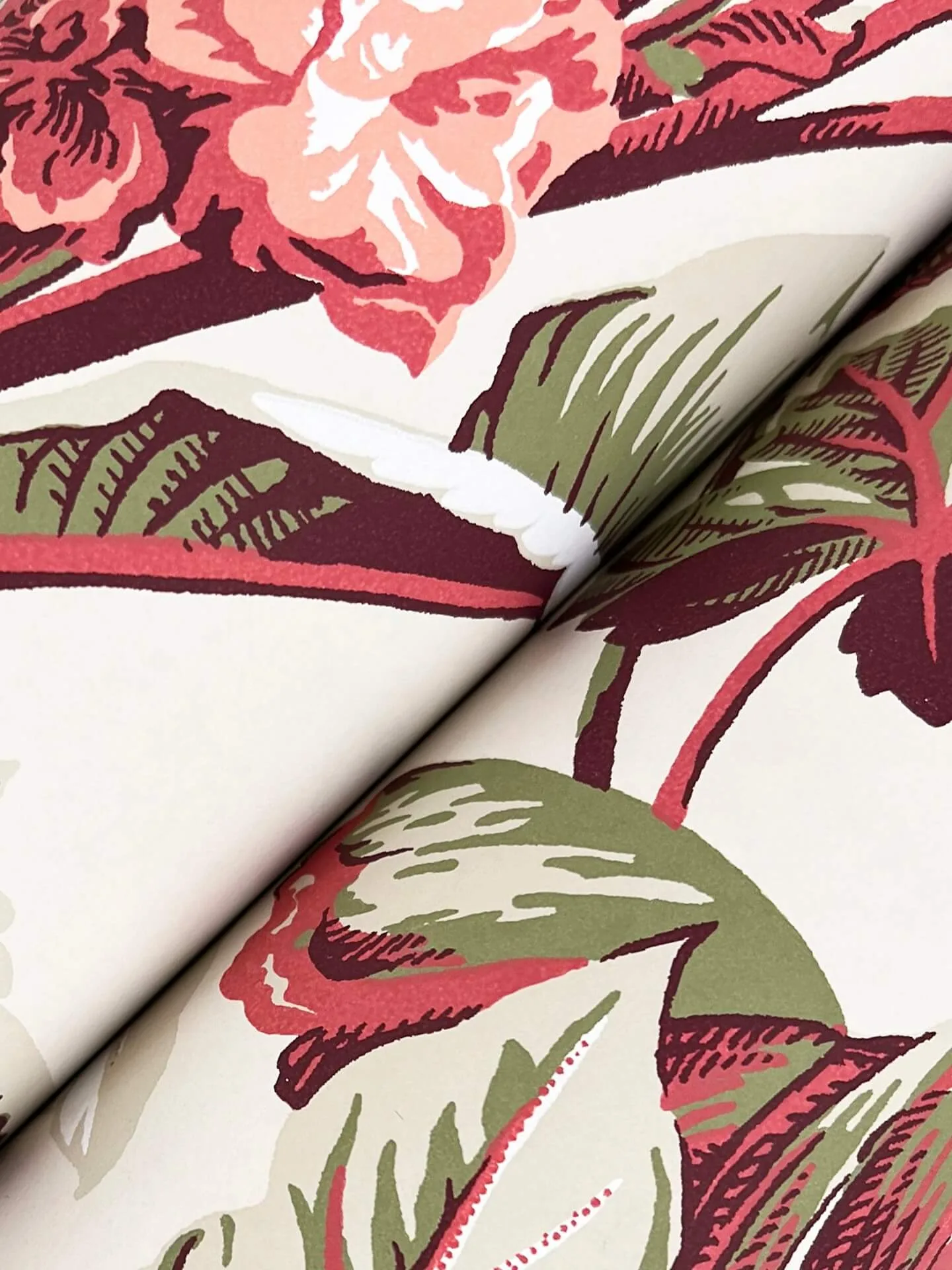 Ronald Redding Mystic Isle - Taupe Wallpaper | Buy Online Ronald Redding Mystic Isle wallpaper, color Taupe, SKU GT4501
