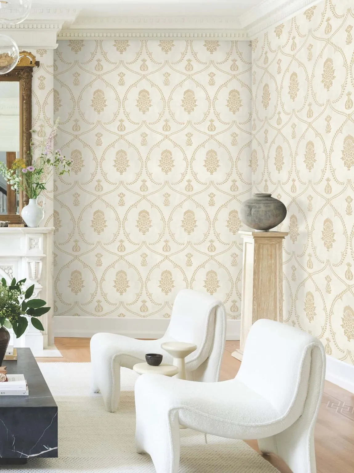 Ronald Redding Royal Damask wallpaper, color Soft Gold, SKU MX9643