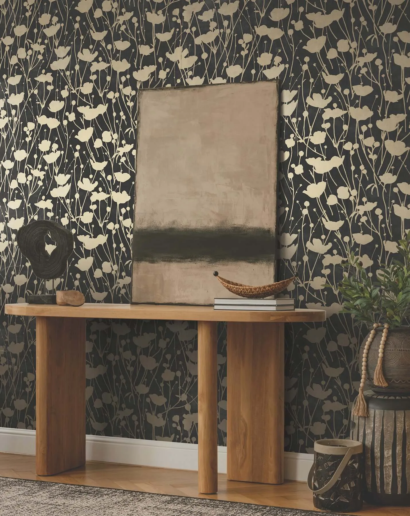 Ronald Redding Shimmering Poppies - Black & Gold Wallpaper | Buy Online Ronald Redding Shimmering Poppies wallpaper, color Black & Gold, SKU ZA8066