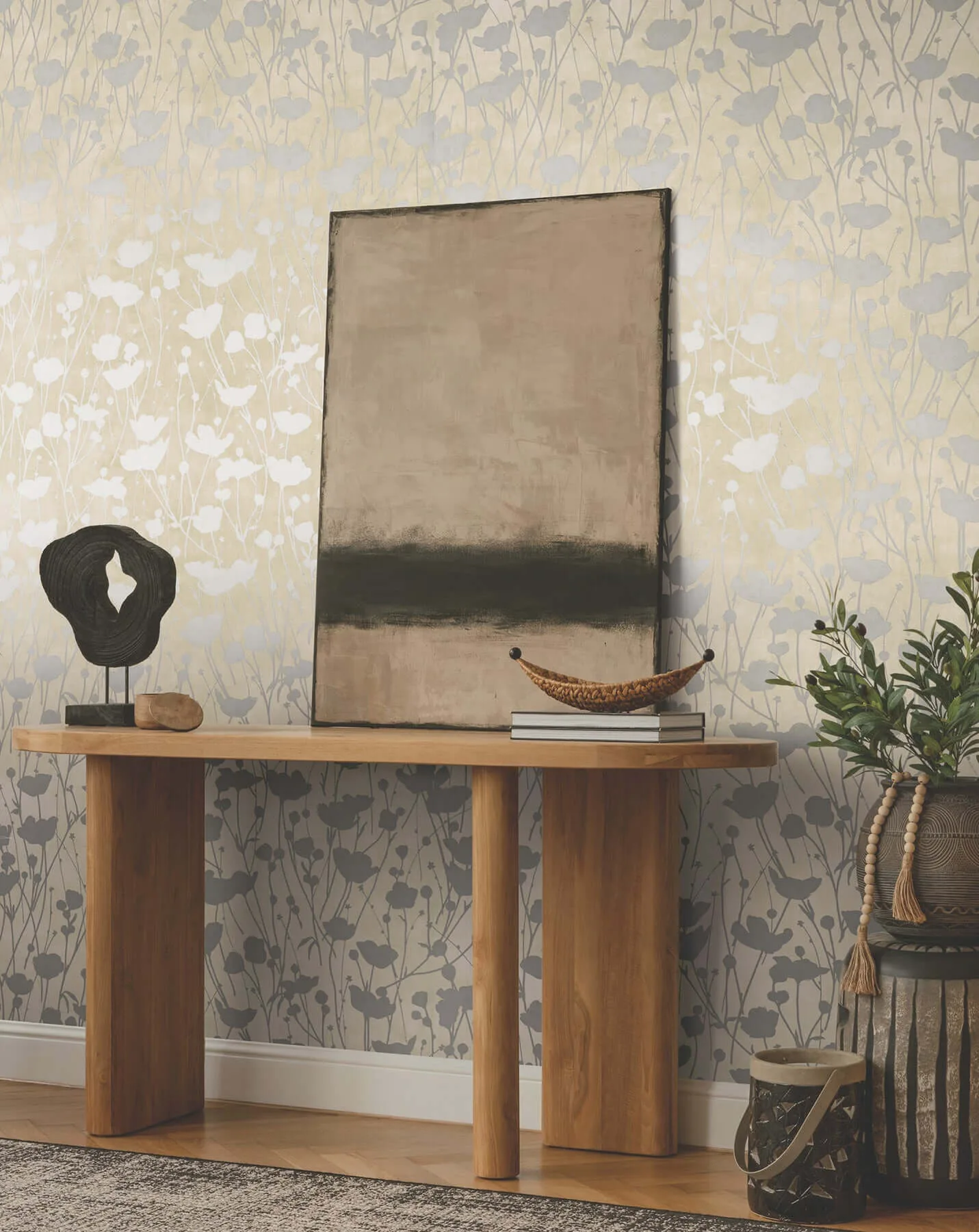 Ronald Redding Shimmering Poppies - Cream & Silver Wallpaper | Buy Online Ronald Redding Shimmering Poppies wallpaper, color Cream & Silver, SKU ZA8067