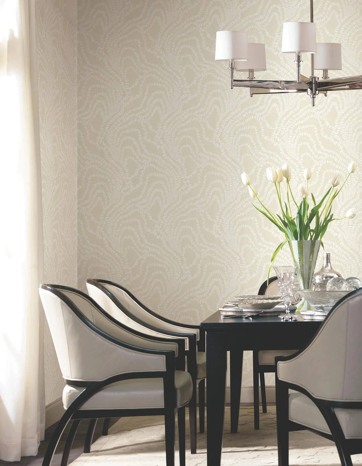 Ronald Redding String of Pearls wallpaper, color Beige, SKU VR1518