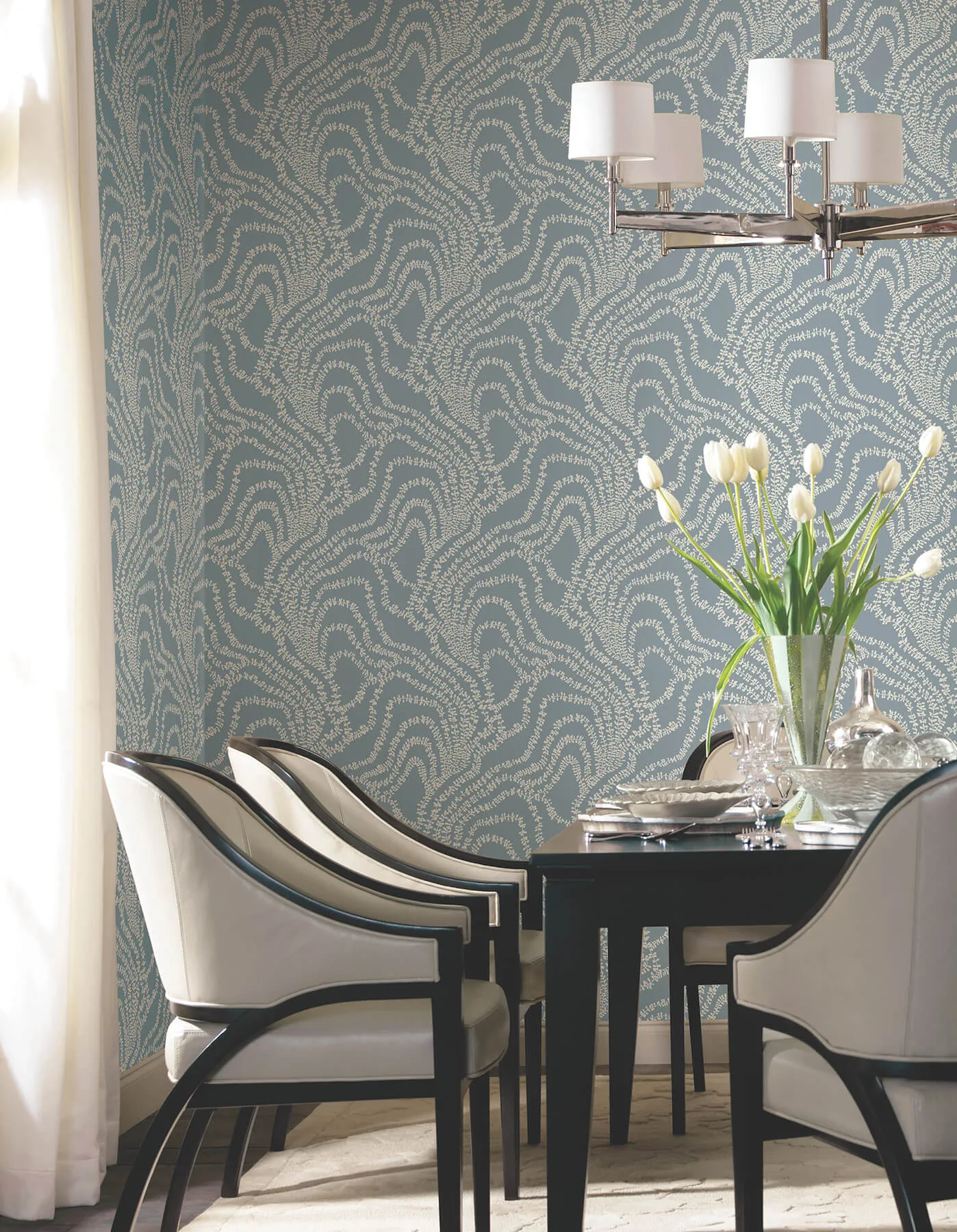 Ronald Redding String of Pearls wallpaper, color Denim, SKU VR1516