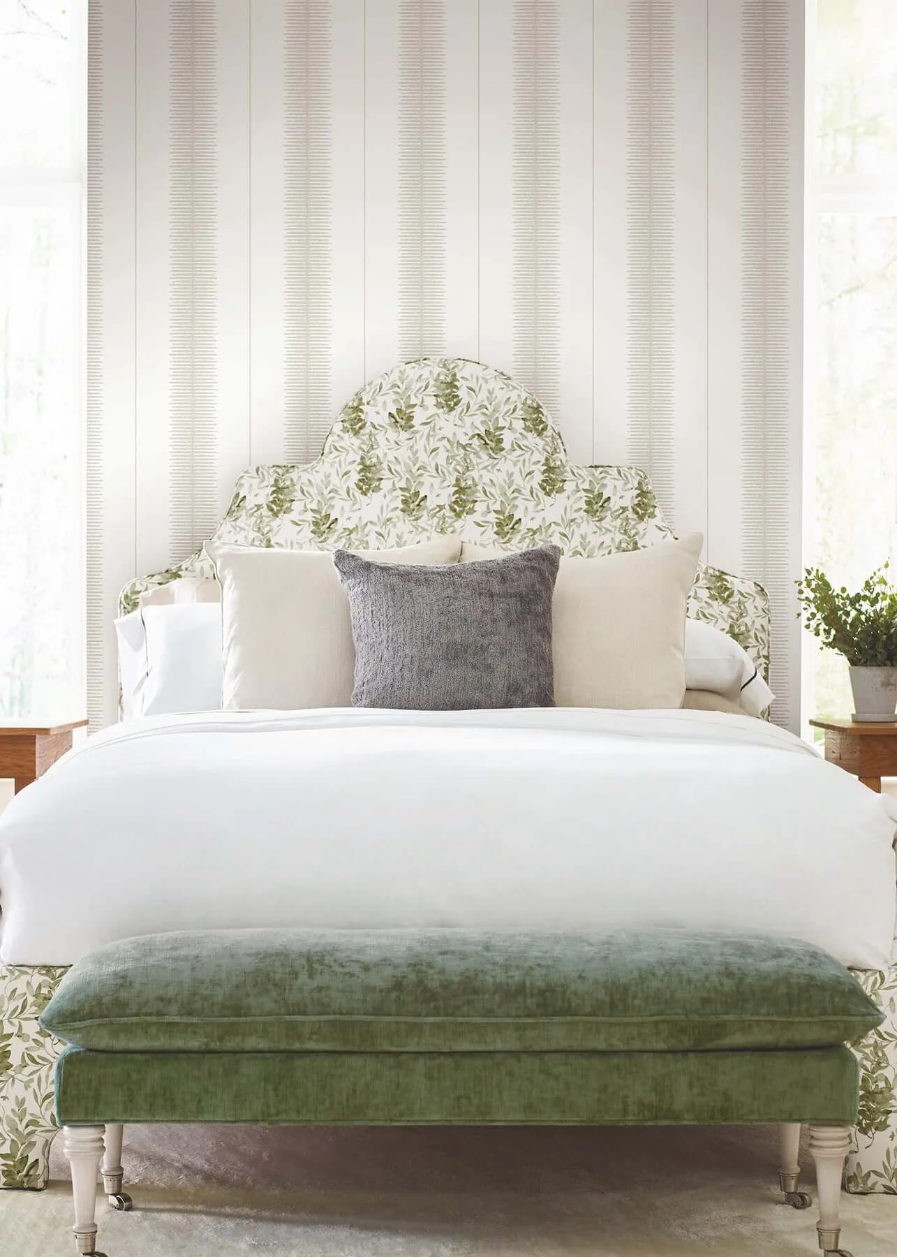 Ronald Redding Tandem Stripe wallpaper, color Taupe, SKU MX9612