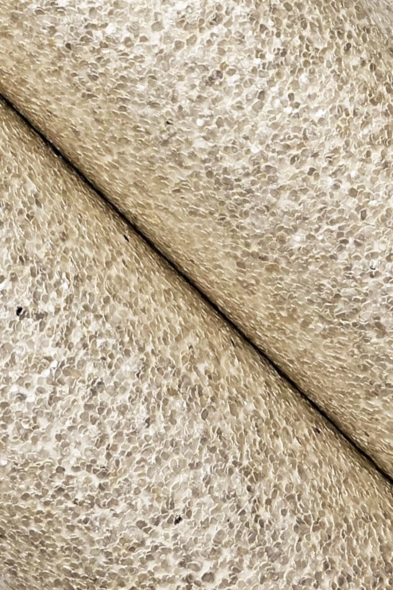 Ronald Redding Terra Mica - Oyster Wallpaper | Buy Online Ronald Redding Terra Mica wallpaper, color Oyster, SKU GV0212