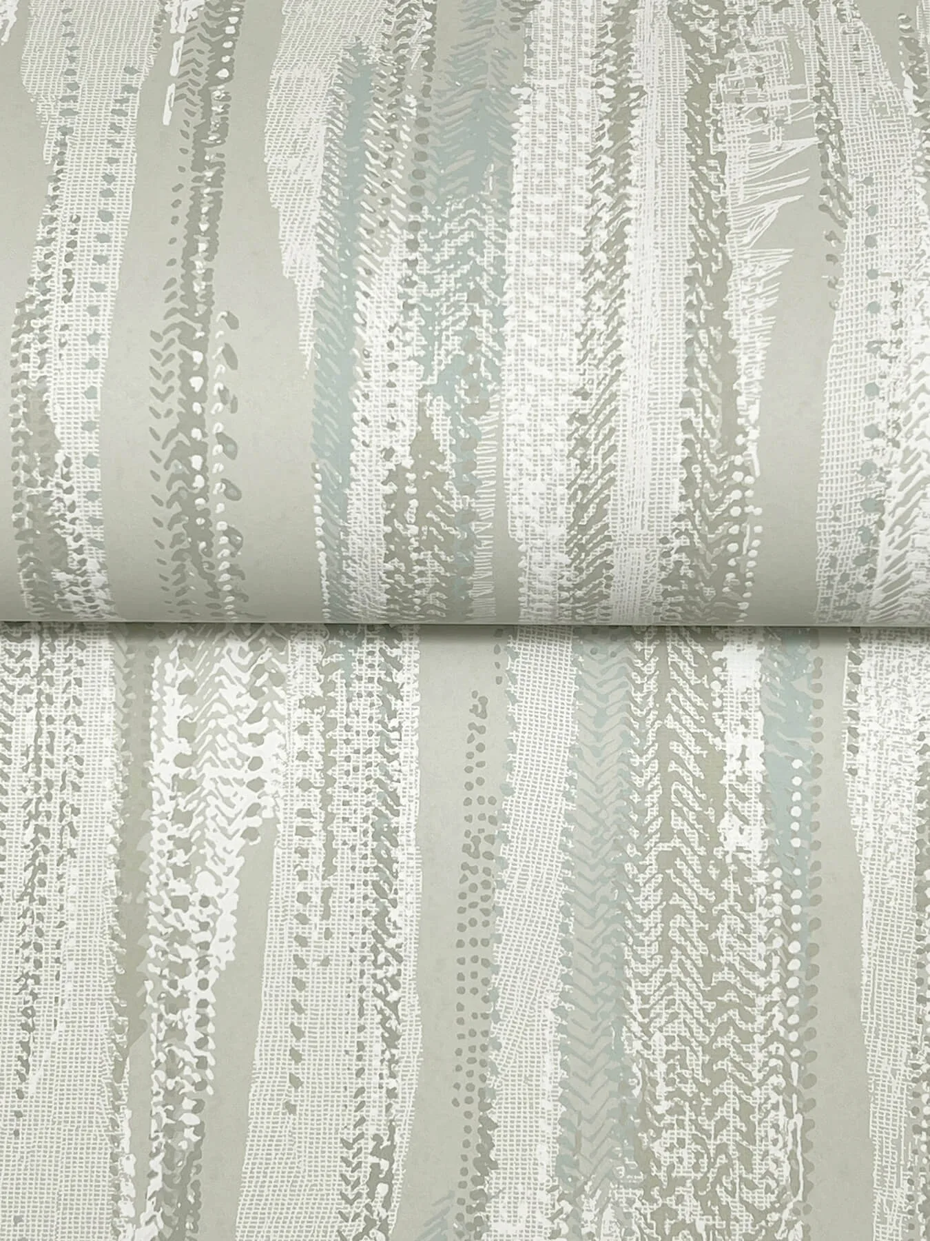 Ronald Redding Tribeca - Aqua Wallpaper | Buy Online Ronald Redding Tribeca wallpaper, color Aqua, SKU VR1526