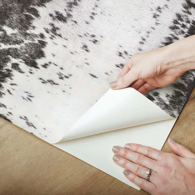 SAS Equestrian Home Marbled Appaloosa - Black Wallpaper | Buy Online SAS Equestrian Home Marbled Appaloosa wallpaper, color Black, SKU PSW1380RL