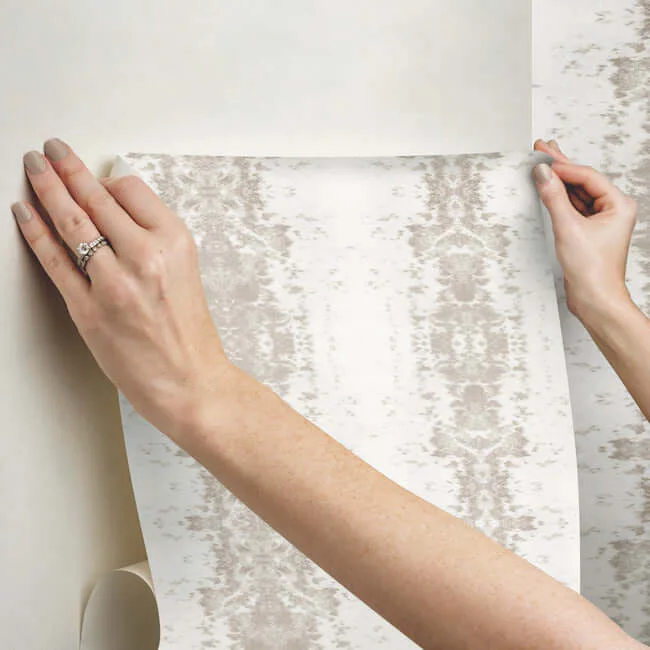 SAS Equestrian Home Marbled Appaloosa - Beige Wallpaper | Buy Online SAS Equestrian Home Marbled Appaloosa wallpaper, color Beige, SKU PSW1381RL
