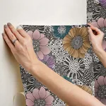 York Wallcoverings Anemones wallpaper, color Black, SKU PSW1638RL