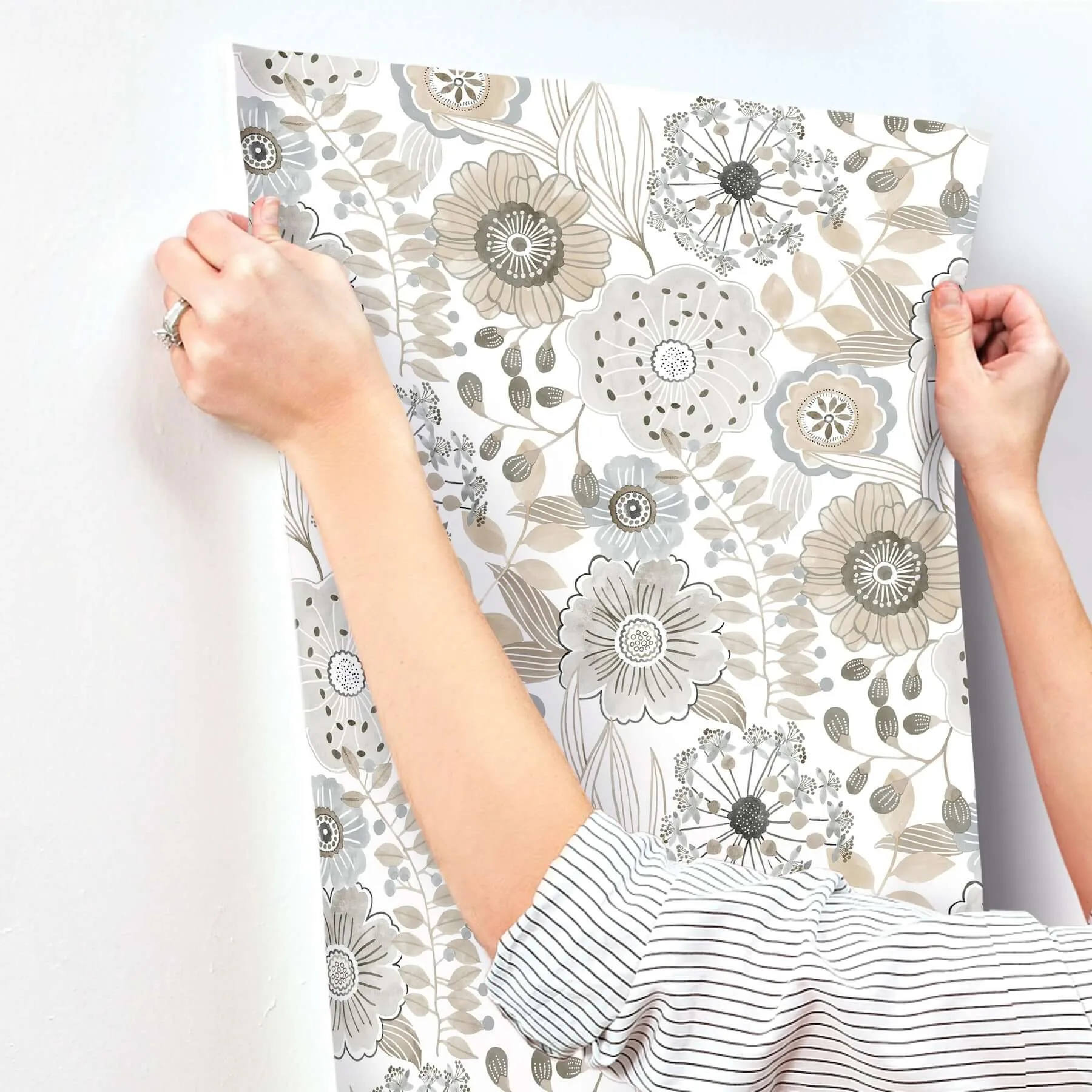York Wallcoverings Artistic Bouquet wallpaper, color Neutral, SKU ZM2894