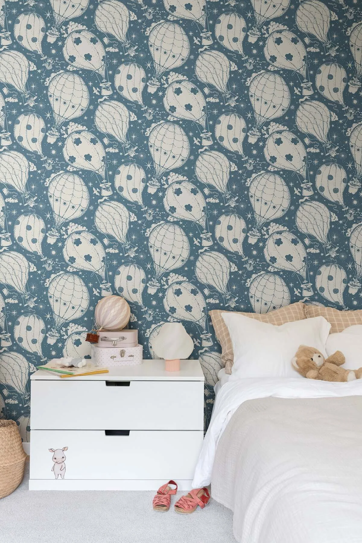 York Wallcoverings Ballongerna wallpaper, color Dark Blue, SKU MB29006