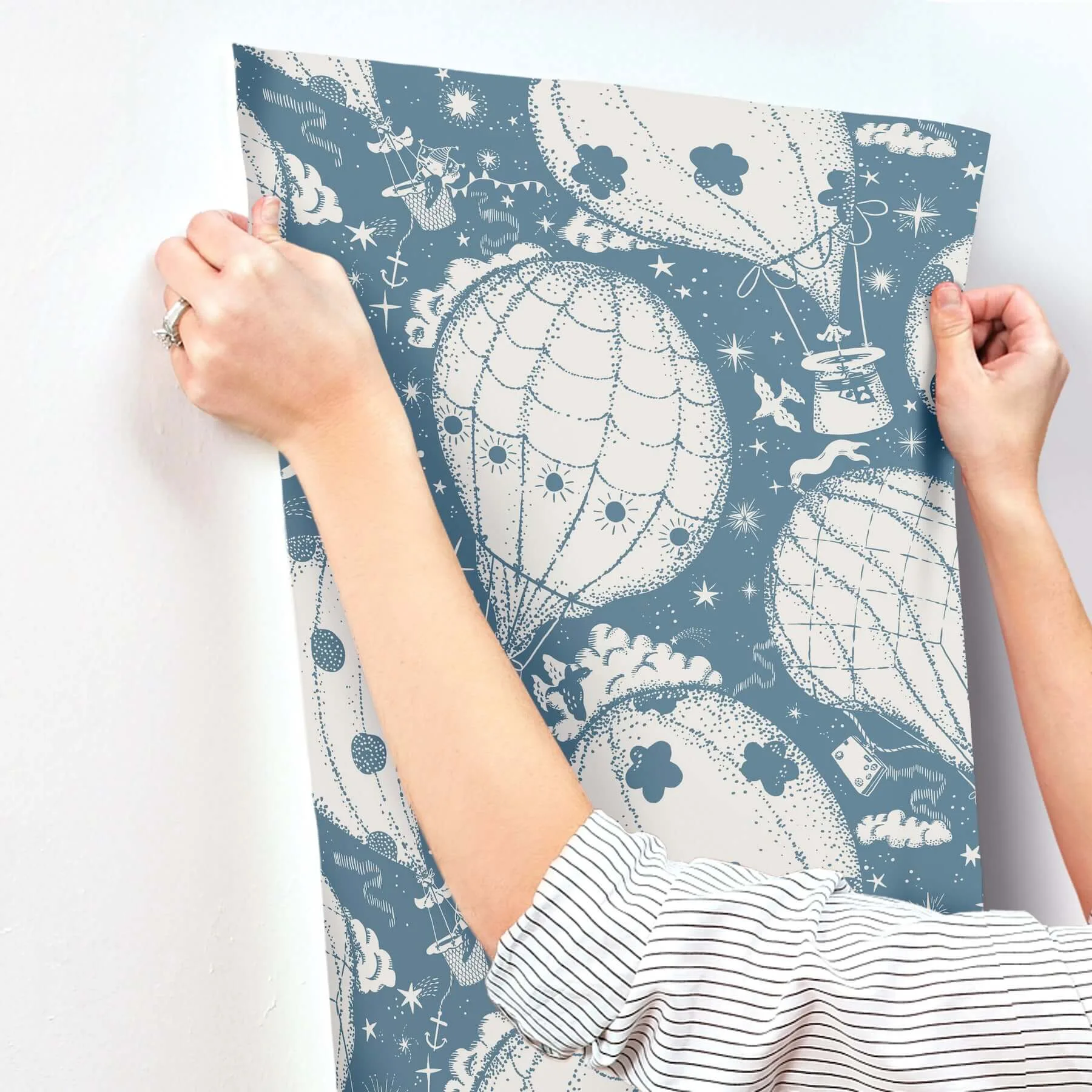 York Wallcoverings Ballongerna wallpaper, color Dark Blue, SKU MB29006