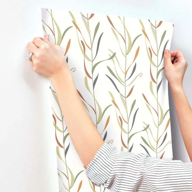 York Wallcoverings Chloe Vine wallpaper, color Sienna, SKU GO8321