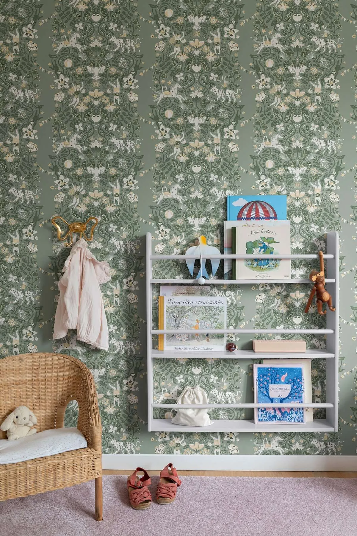 York Wallcoverings Cirkus wallpaper, color Sea Green, SKU MB29027
