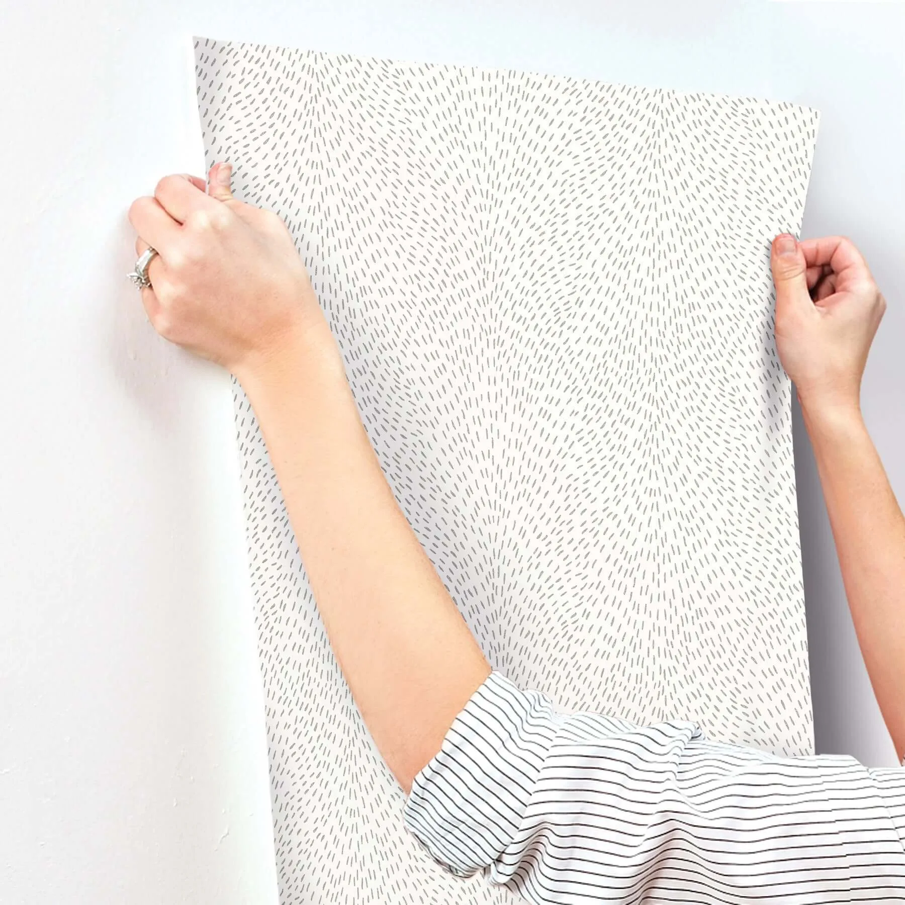 York Wallcoverings Dew Drop - White Wallpaper | Buy Online York Wallcoverings Dew Drop wallpaper, color White, SKU GN2593