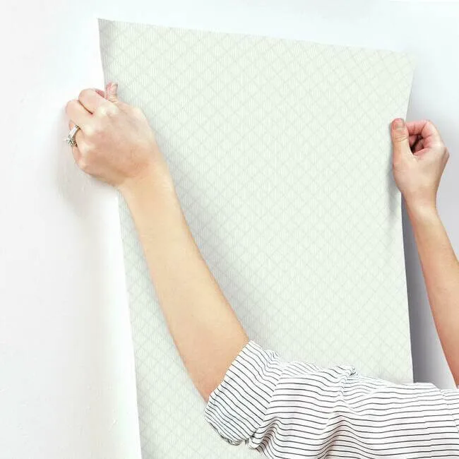 York Wallcoverings Diamond Gate - White & Tan Wallpaper | Buy Online York Wallcoverings Diamond Gate wallpaper, color White & Tan, SKU GR6002