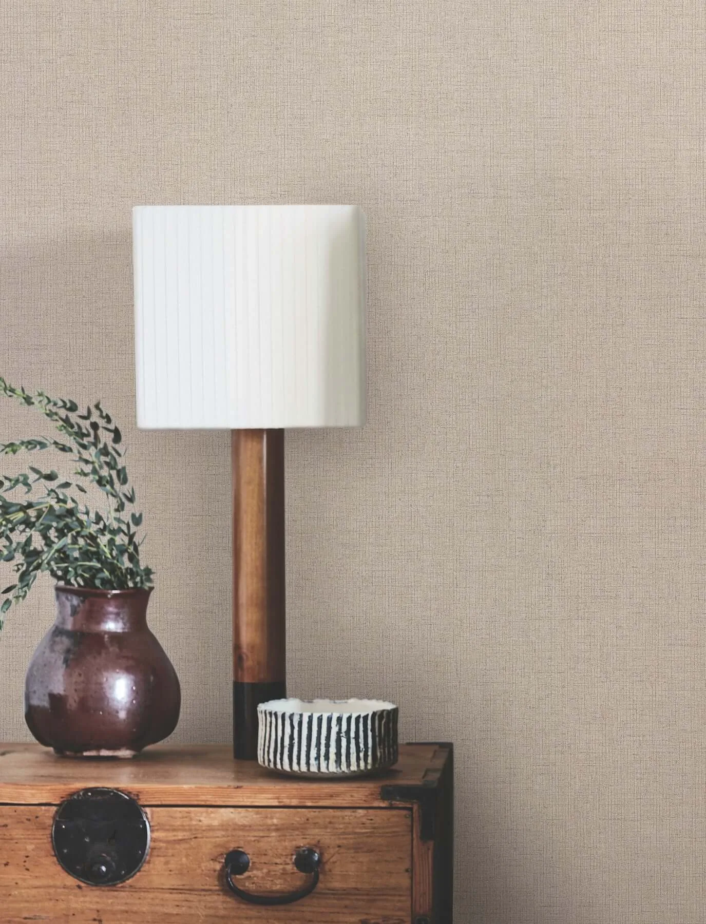 York Wallcoverings Hardy Linen wallpaper, color Jute, SKU UD2556N