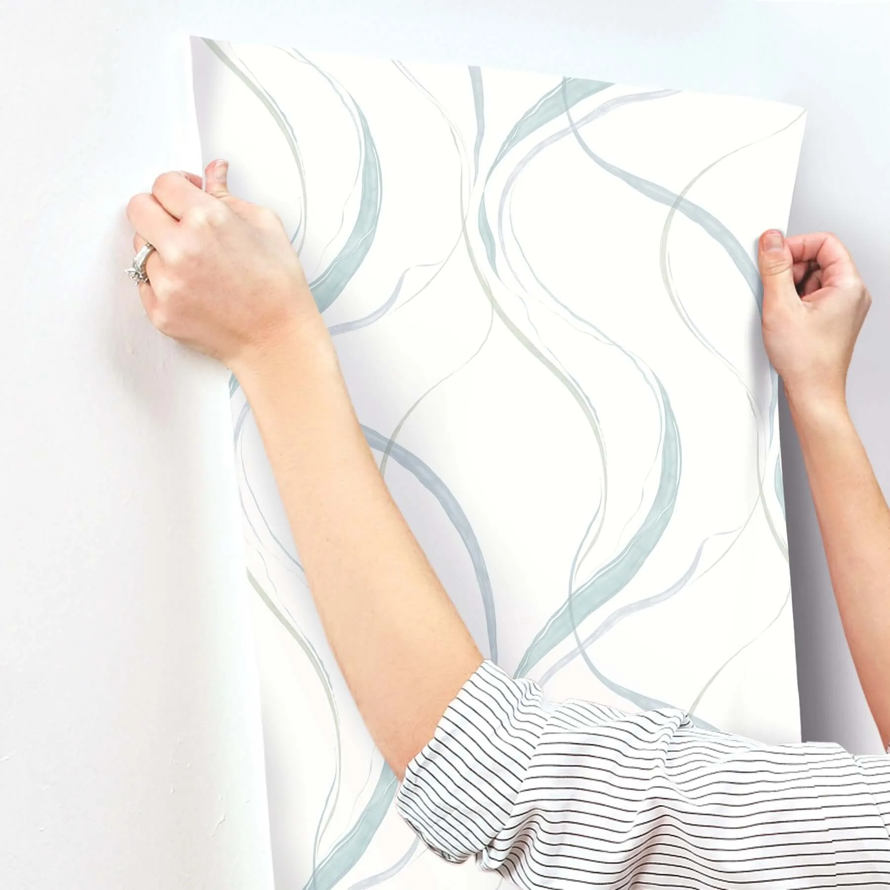 York Wallcoverings Ink Flow wallpaper, color Seaglass, SKU FM1094