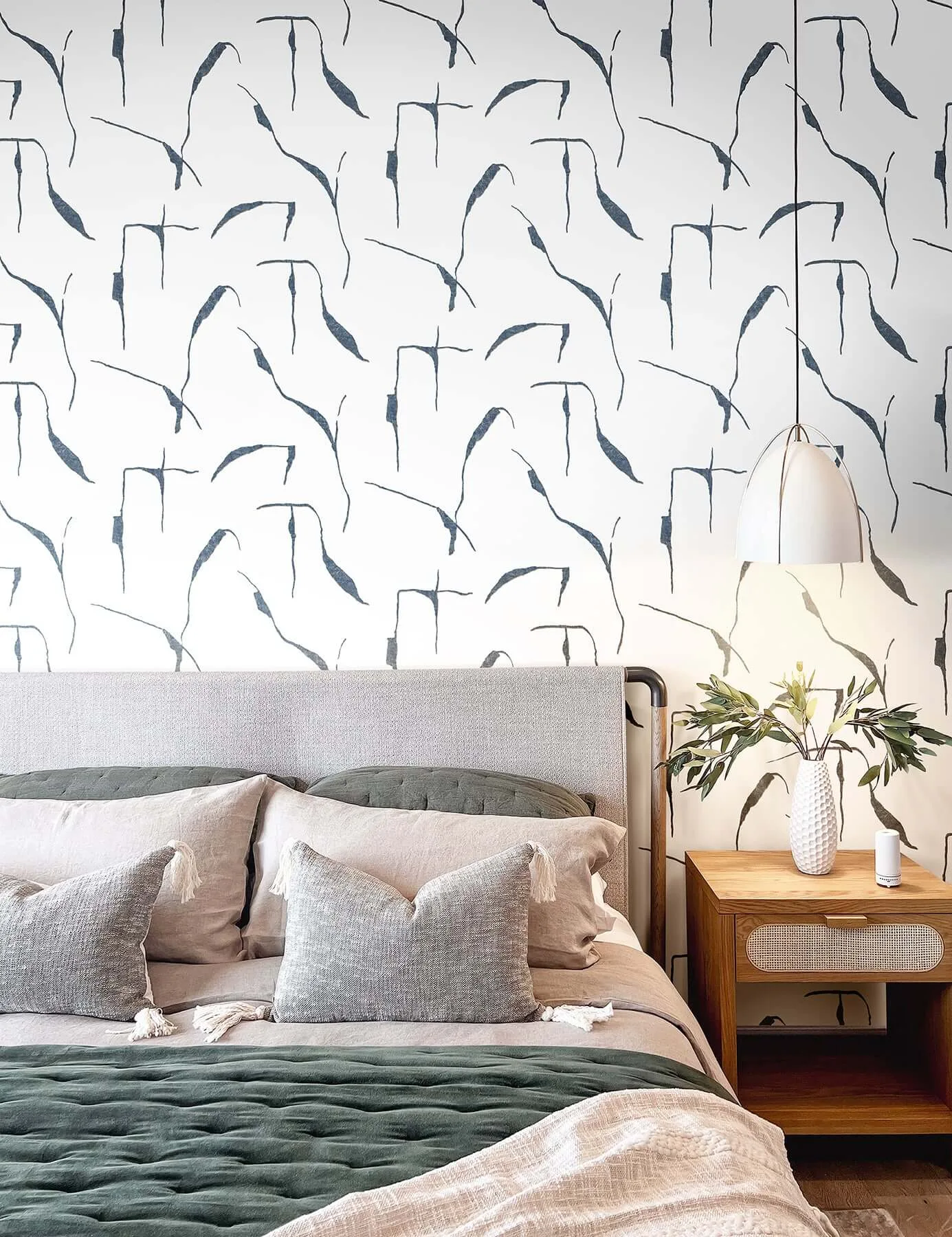 York Wallcoverings Ivory Coast wallpaper, color Navy & Glint, SKU PSW1653RL