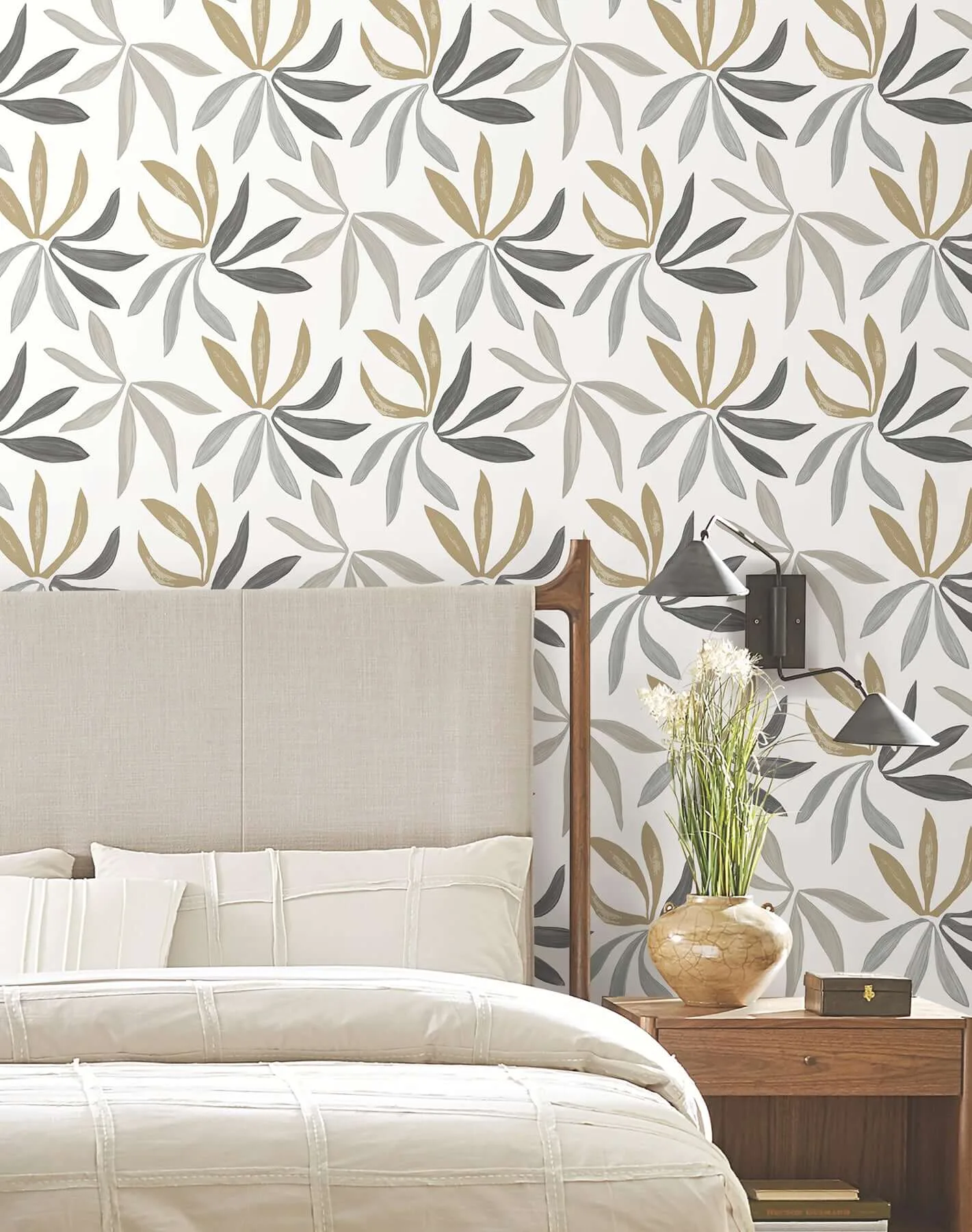 York Wallcoverings Little Garden wallpaper, color Graphite & Gold, SKU ZM2816