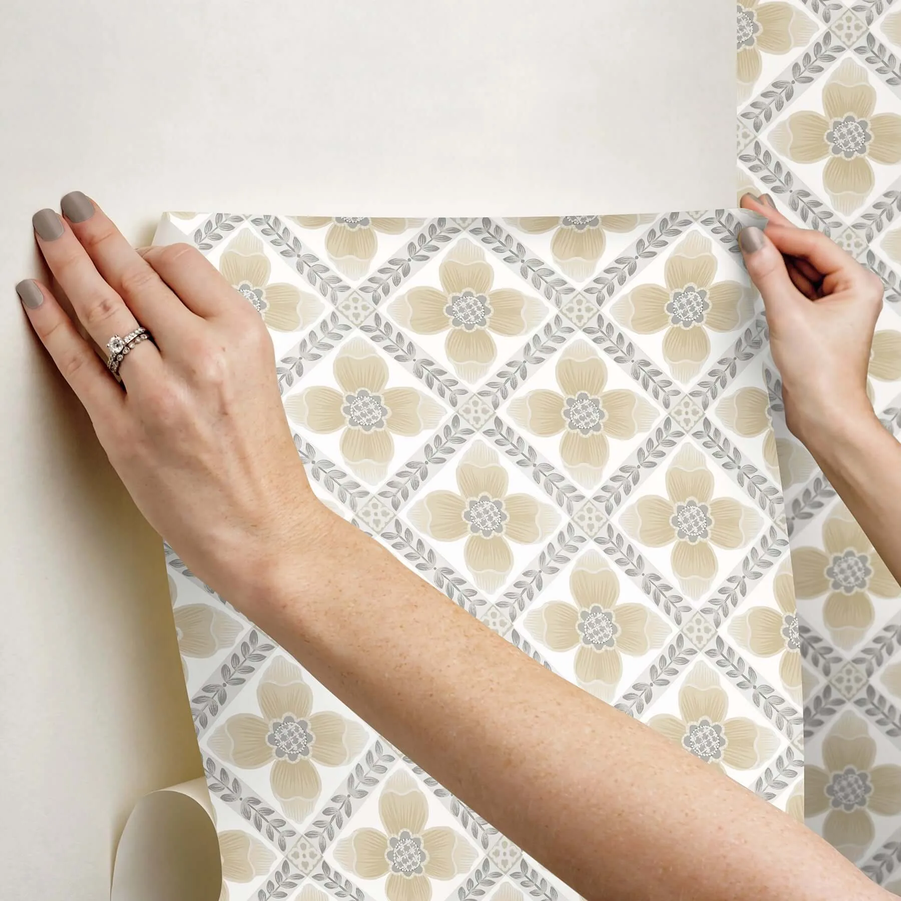 York Wallcoverings Mimi wallpaper, color Neutral, SKU PSW1586RL
