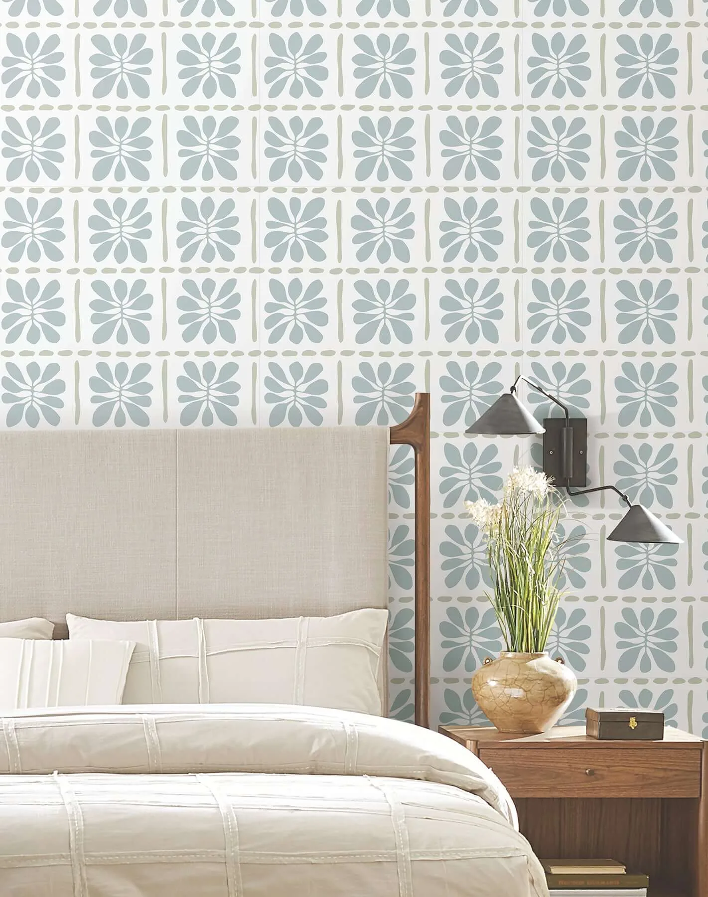 York Wallcoverings Mimosa Fleur wallpaper, color Mineral, SKU ZM2806