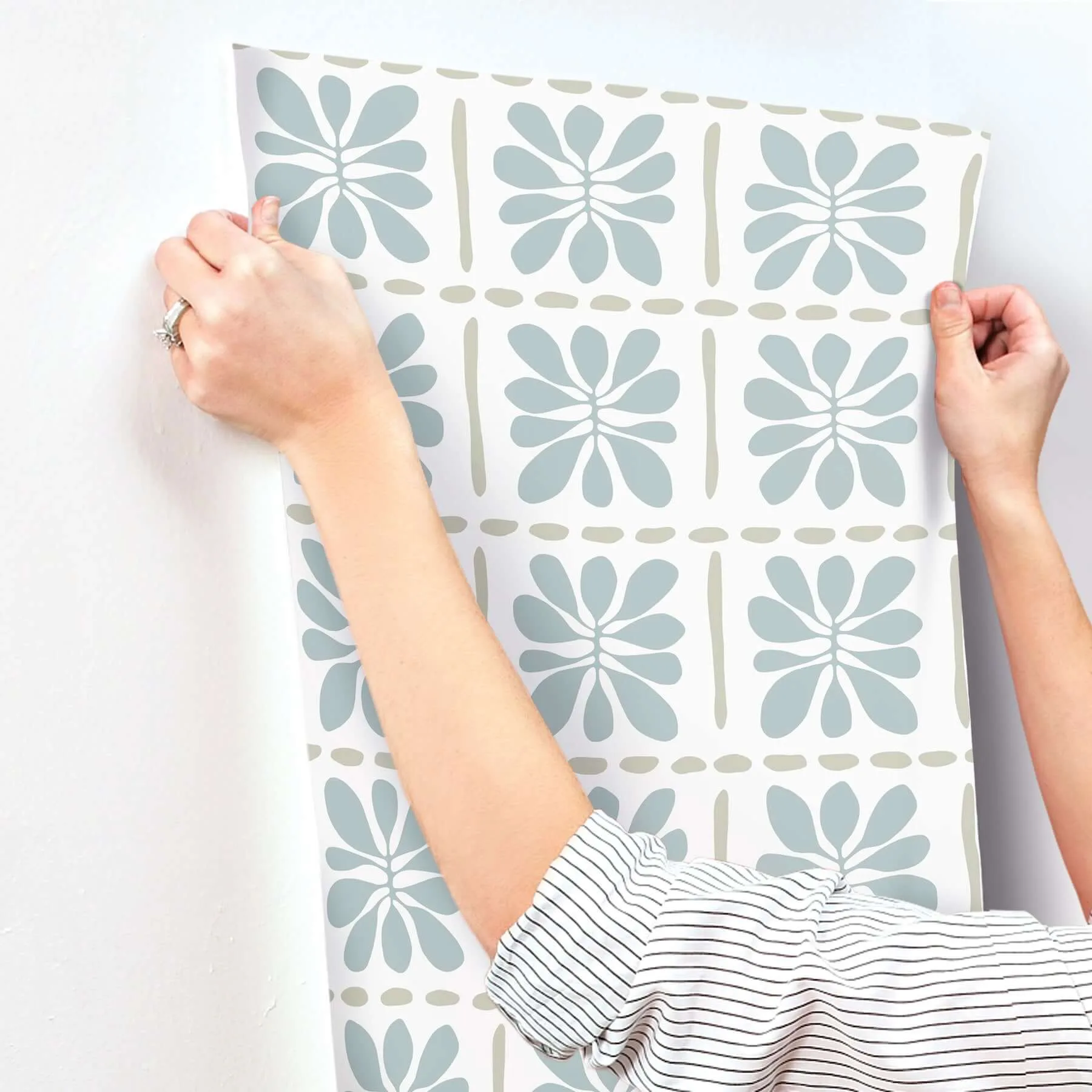 York Wallcoverings Mimosa Fleur wallpaper, color Mineral, SKU ZM2806