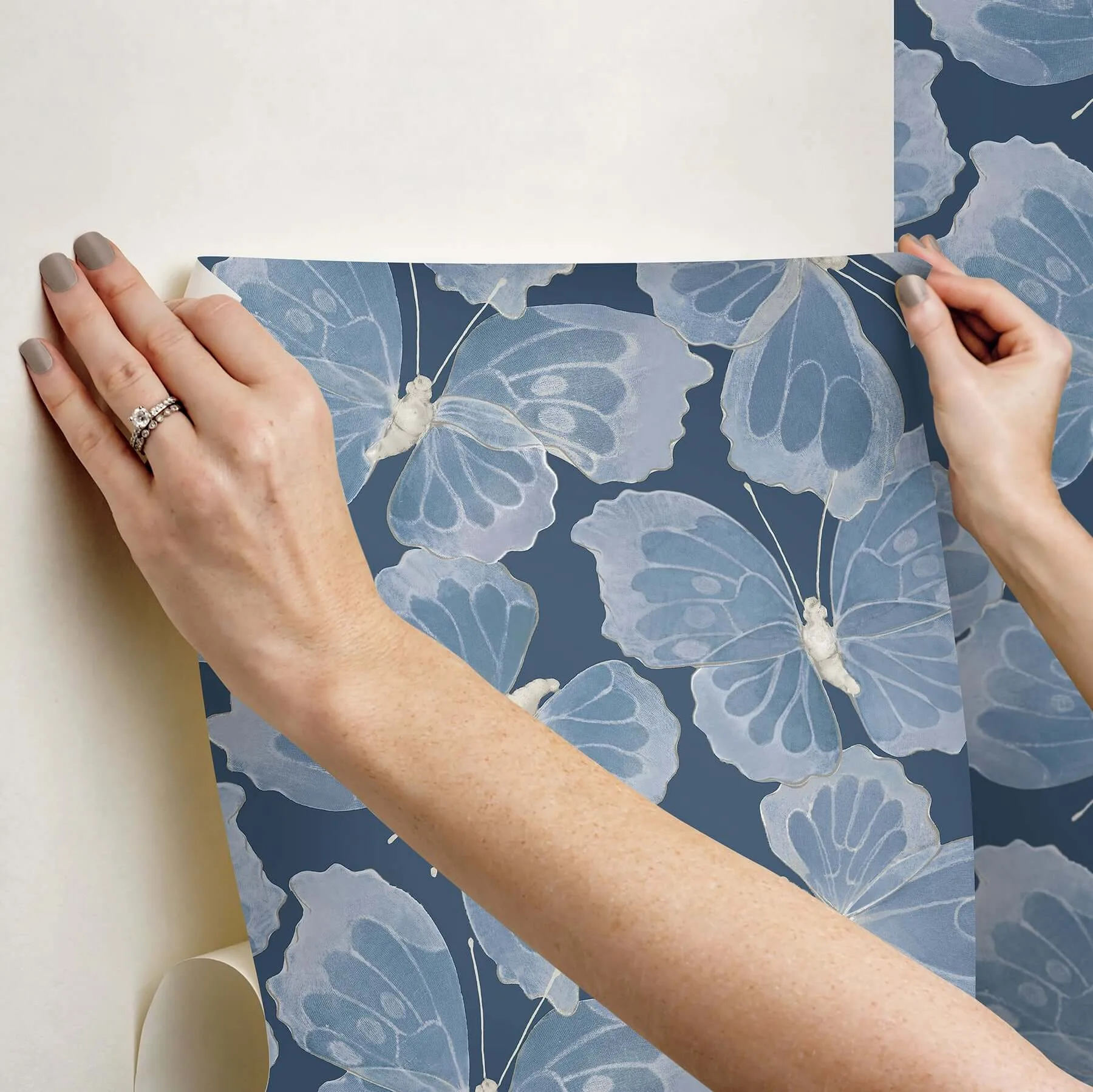 York Wallcoverings Monarch wallpaper, color Pewter, SKU PSW1566RL