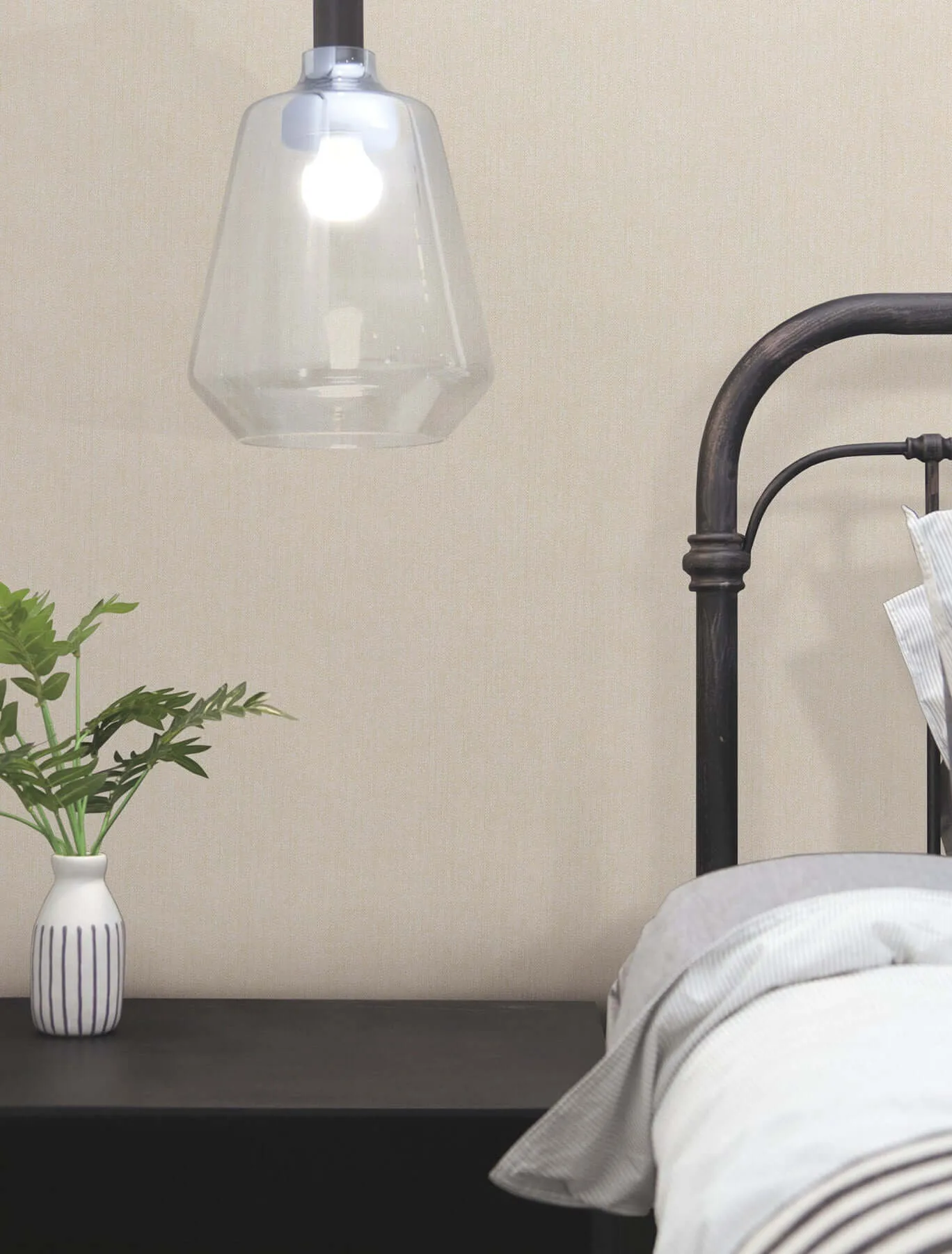 York Wallcoverings Purl One wallpaper, color Cream, SKU UD2507N