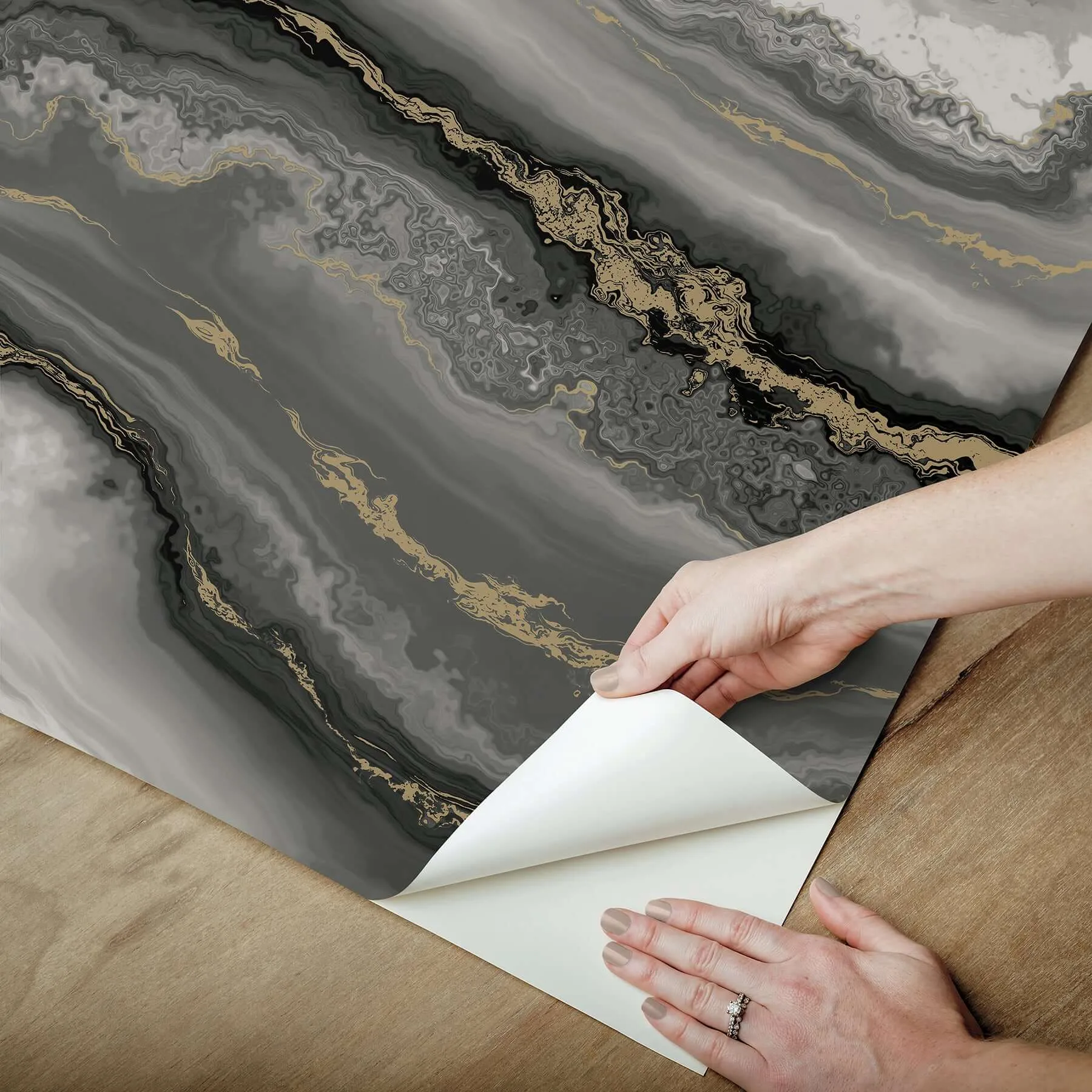 York Wallcoverings Shifting Sands wallpaper, color Onyx, SKU PSW1561RL
