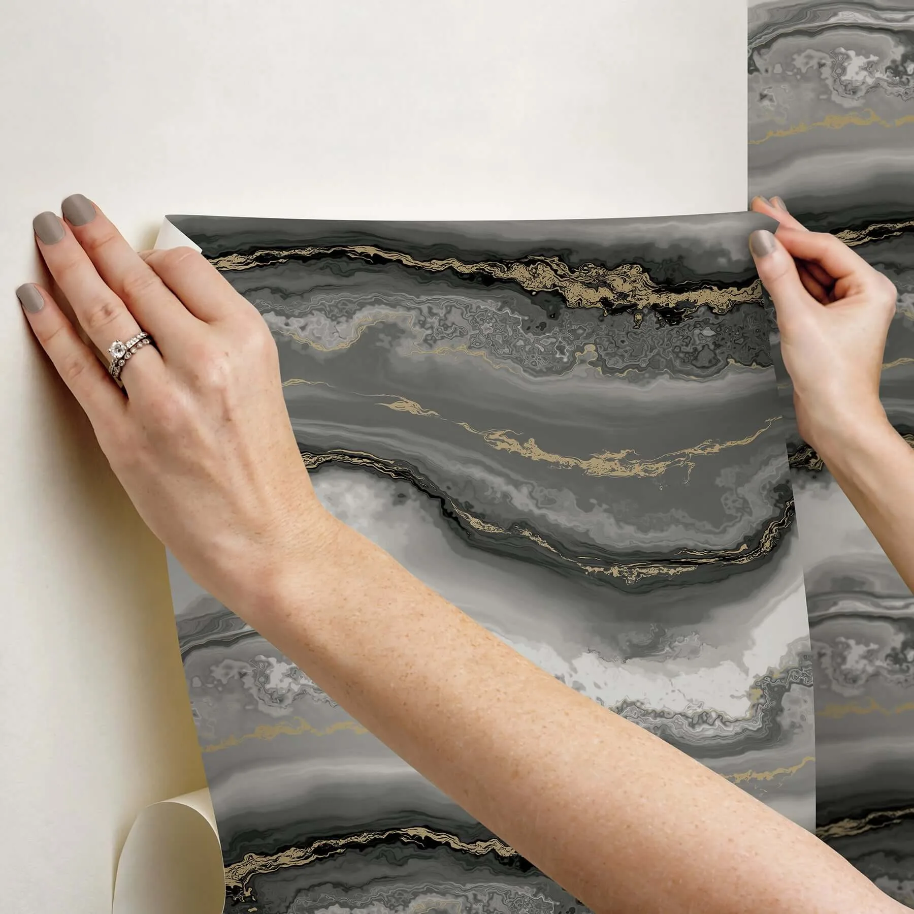 York Wallcoverings Shifting Sands wallpaper, color Onyx, SKU PSW1561RL