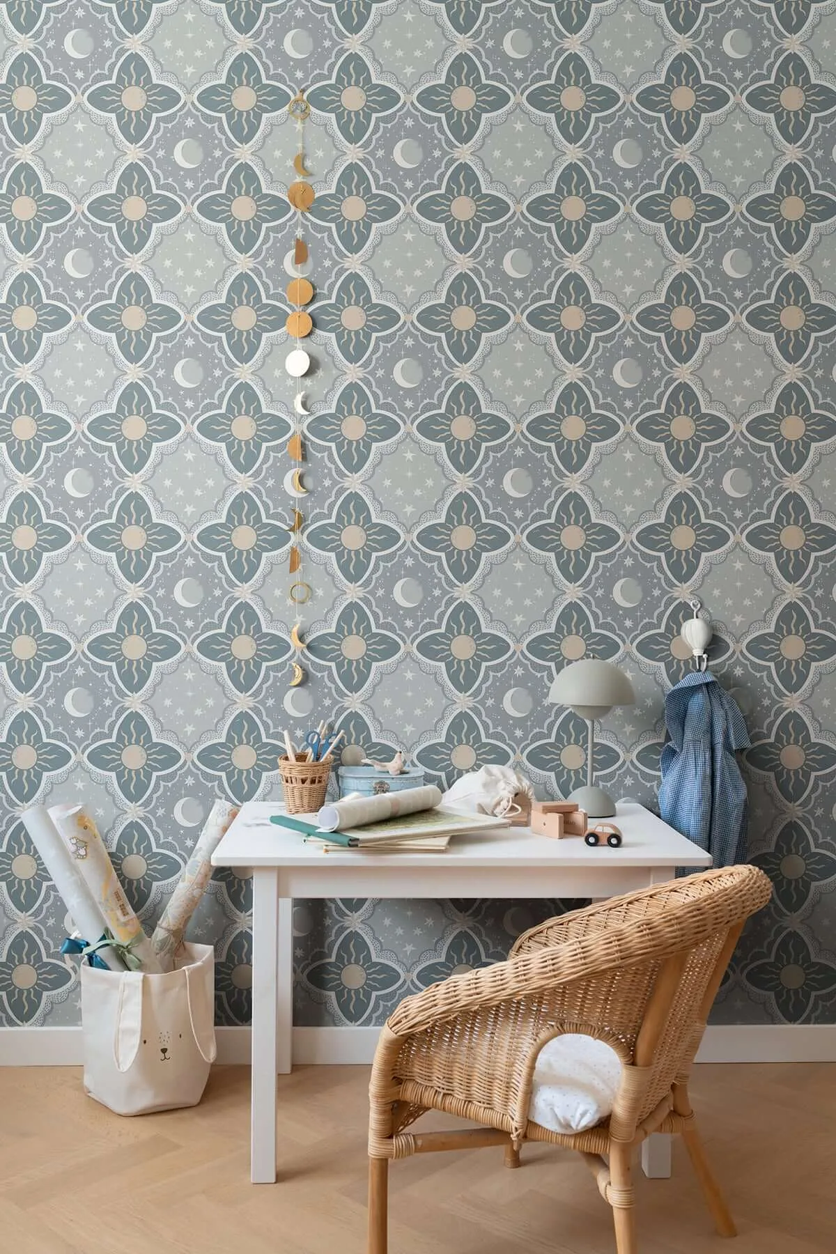 York Wallcoverings Sol & Mane wallpaper, color Blue, SKU MB29034
