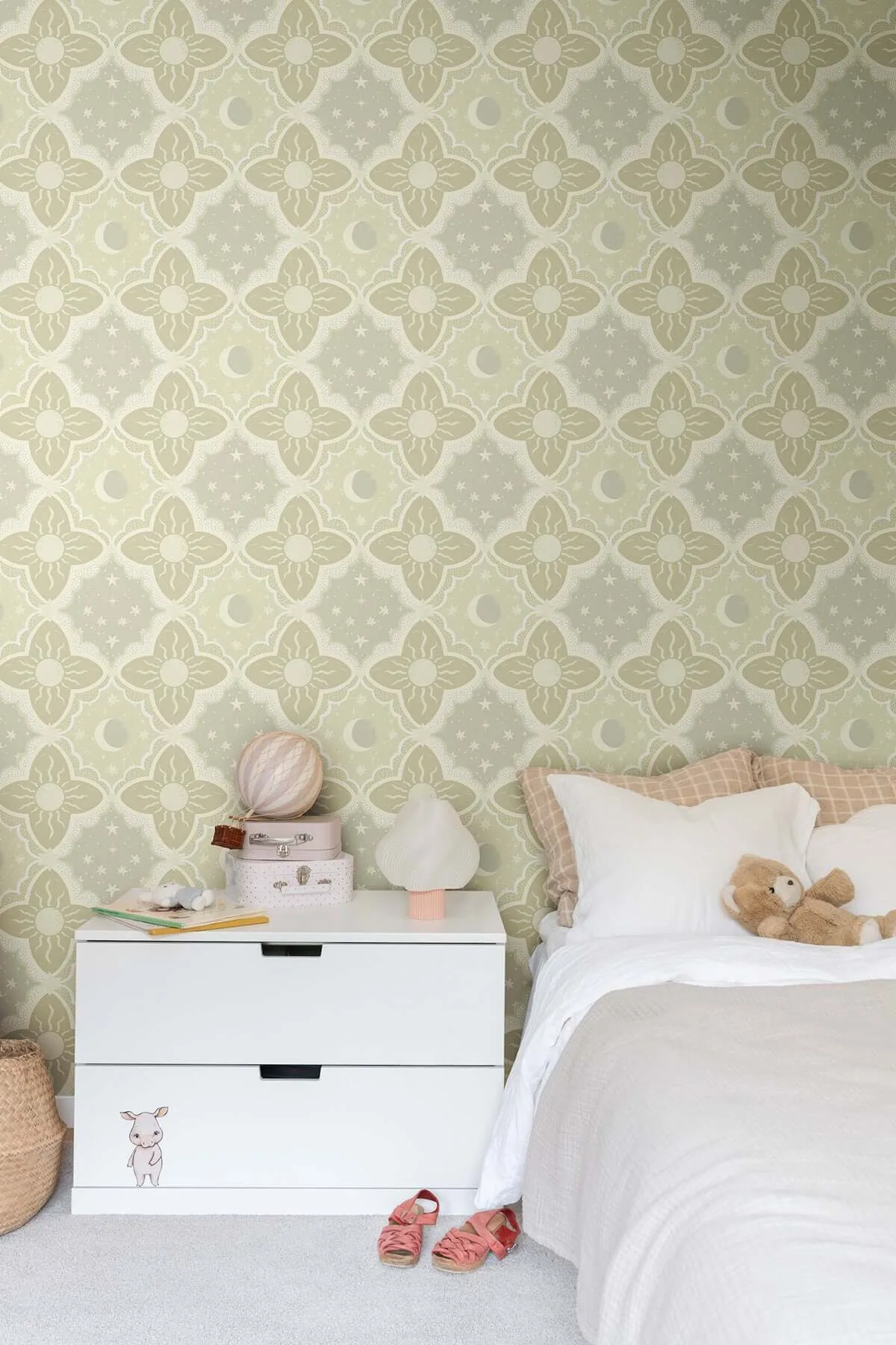 York Wallcoverings Sol & Mane wallpaper, color Green, SKU MB29033