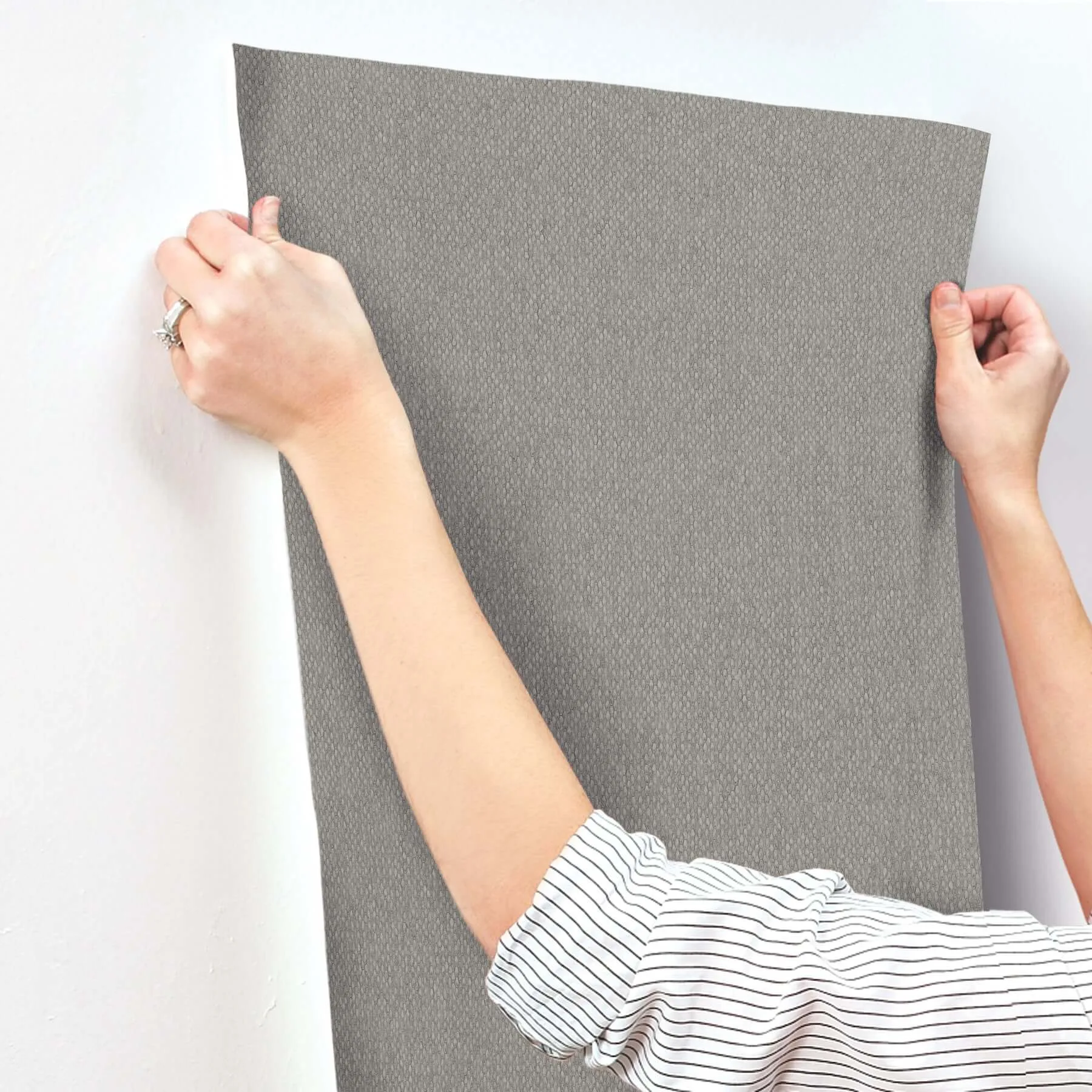 York Wallcoverings Stretched Hexagons - Dark Silver Wallpaper | Buy Online York Wallcoverings Stretched Hexagons wallpaper, color Dark Silver, SKU Y6231106