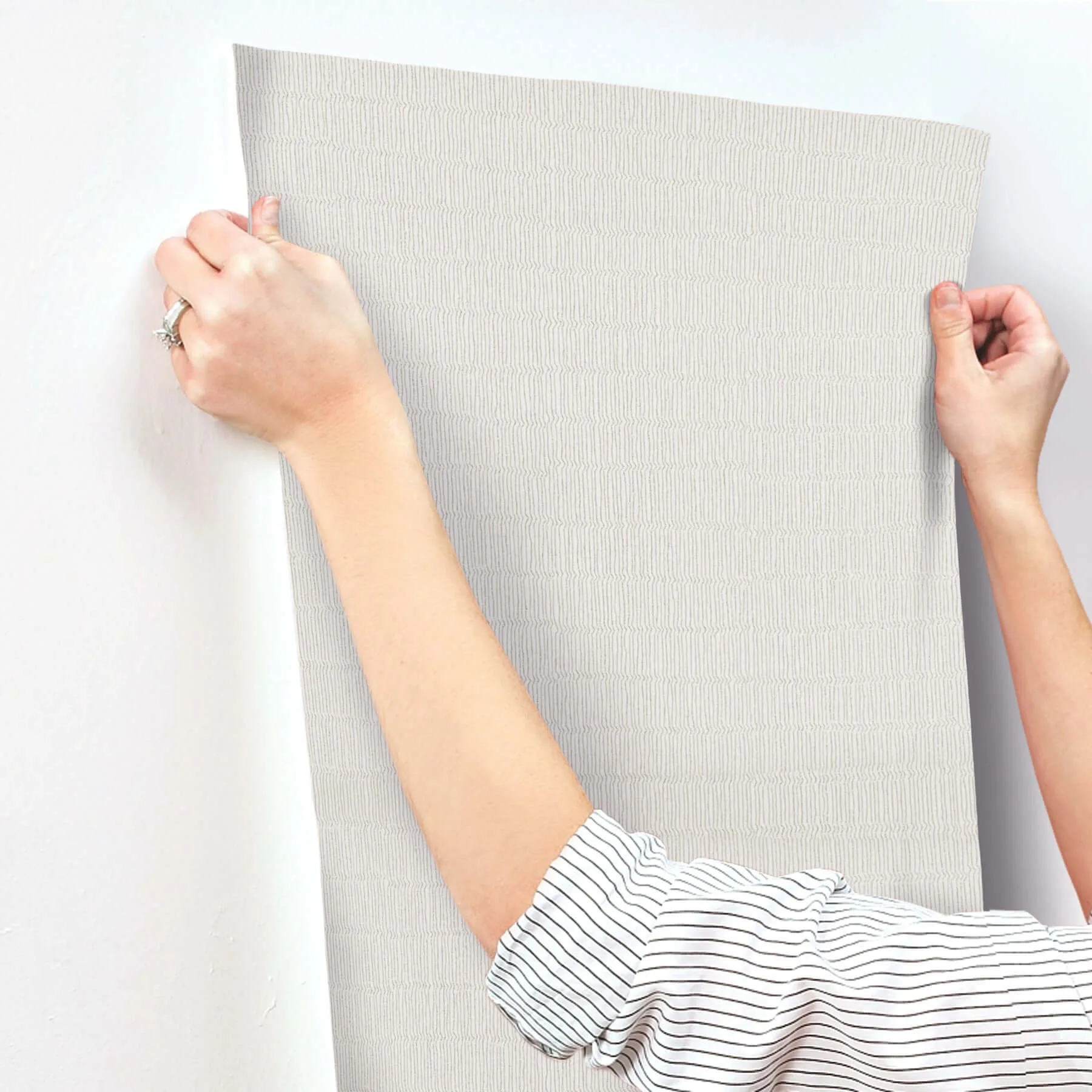 York Wallcoverings Tectonic Texture wallpaper, color White & Silver, SKU FM1012