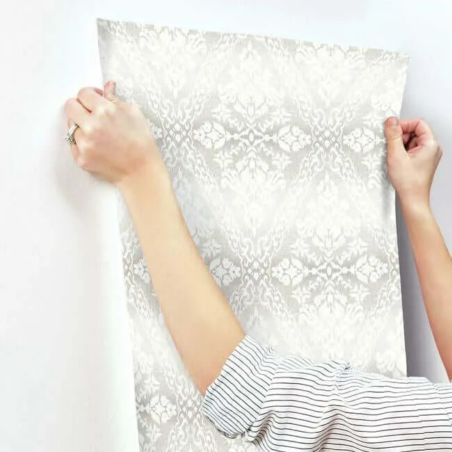 York Wallcoverings Tudor Diamond Damask - Grey Wallpaper | Buy Online York Wallcoverings Tudor Diamond Damask wallpaper, color Grey, SKU DM4934