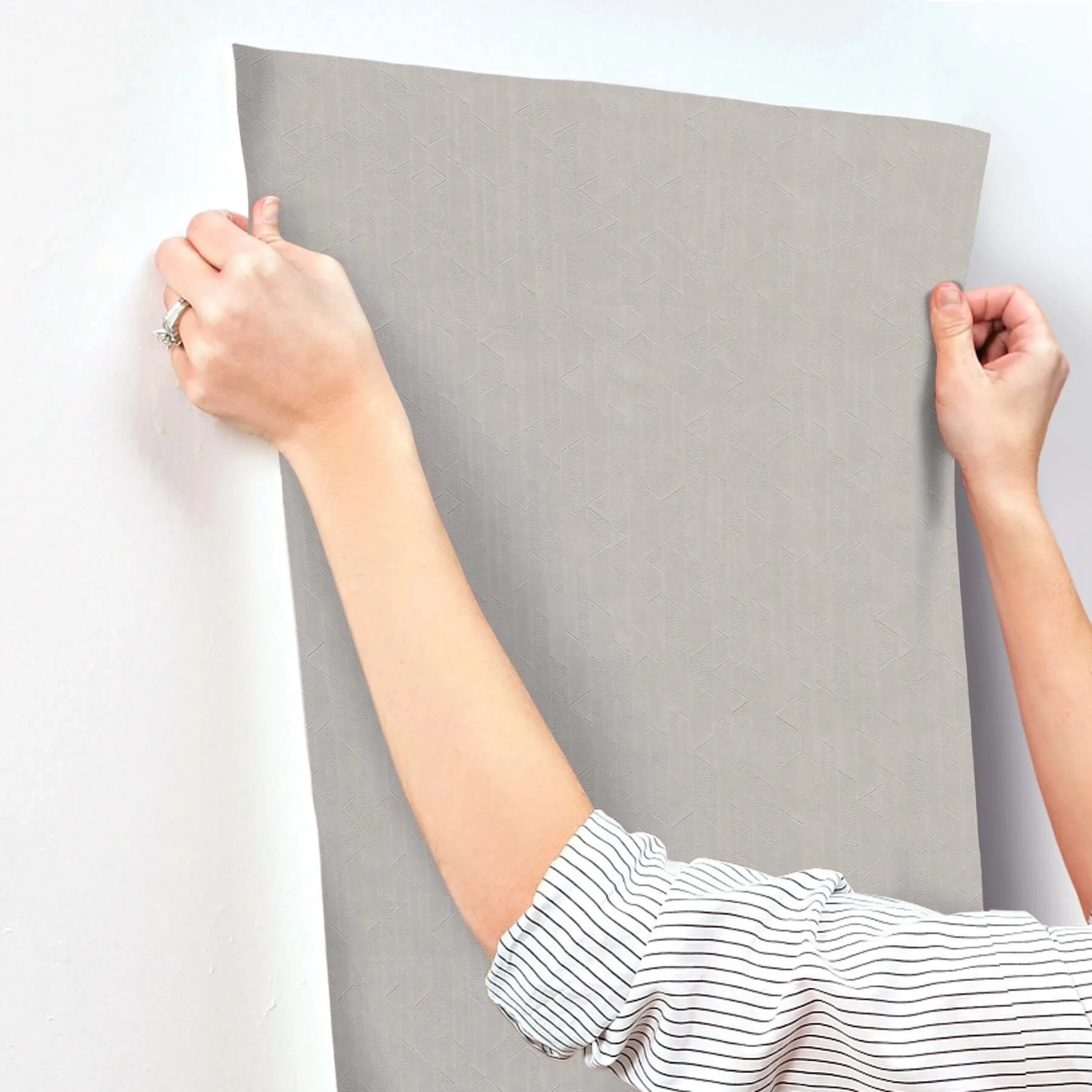 York Wallcoverings Verge - Soapstone Wallpaper | Buy Online York Wallcoverings Verge wallpaper, color Soapstone, SKU UD2592N