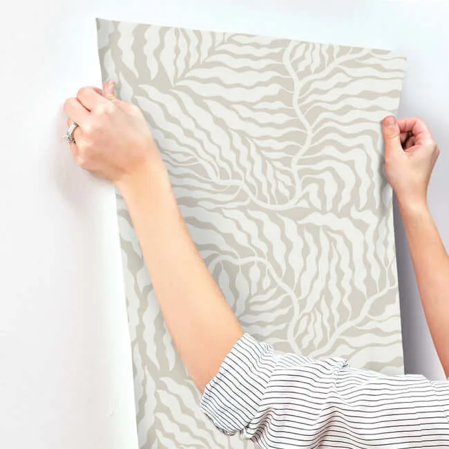 York Wallcoverings Fern Fronds wallpaper, color Taupe & White, SKU AG2063