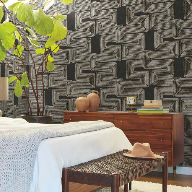 York Wallcoverings Zulu Thread wallpaper, color Black & Gold, SKU AG2032