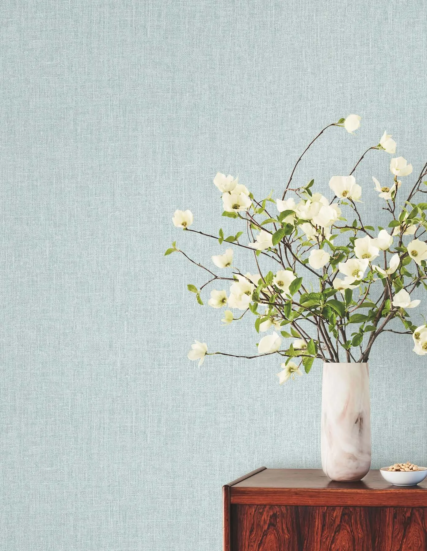 York Wallcoverings Cromie wallpaper, color Sky Blue, SKU SI6914