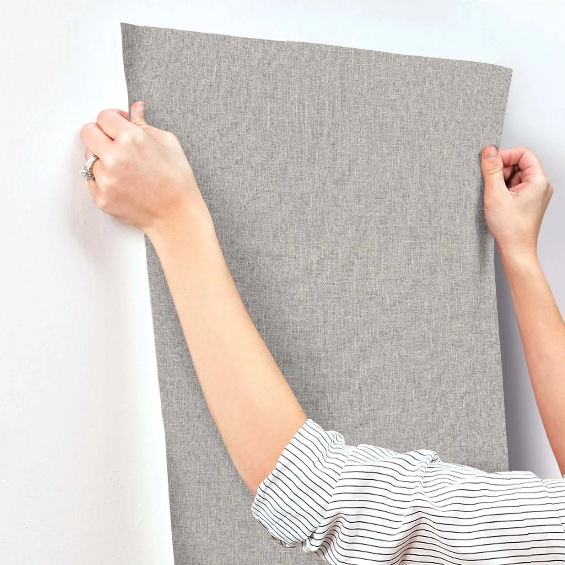 York Wallcoverings Cromie - Smoke Wallpaper | Buy Online York Wallcoverings Cromie wallpaper, color Smoke, SKU SI6904