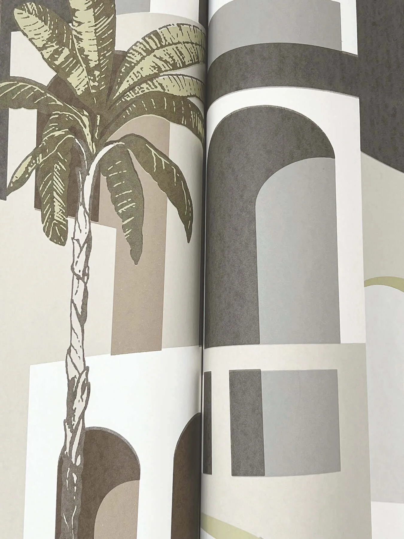 York Wallcoverings Monte Vista wallpaper, color Sand & Fog, SKU MT5618