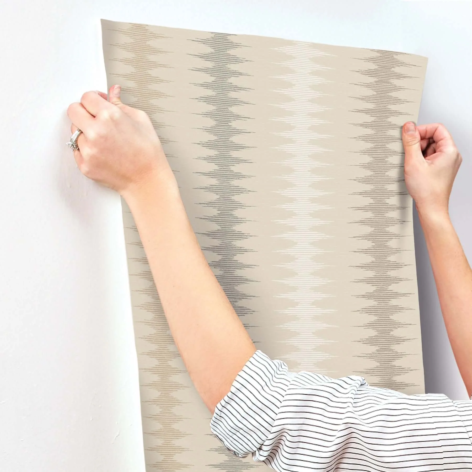 York Wallcoverings Woven Desert - Mirage Wallpaper | Buy Online York Wallcoverings Woven Desert wallpaper, color Mirage, SKU MT5643